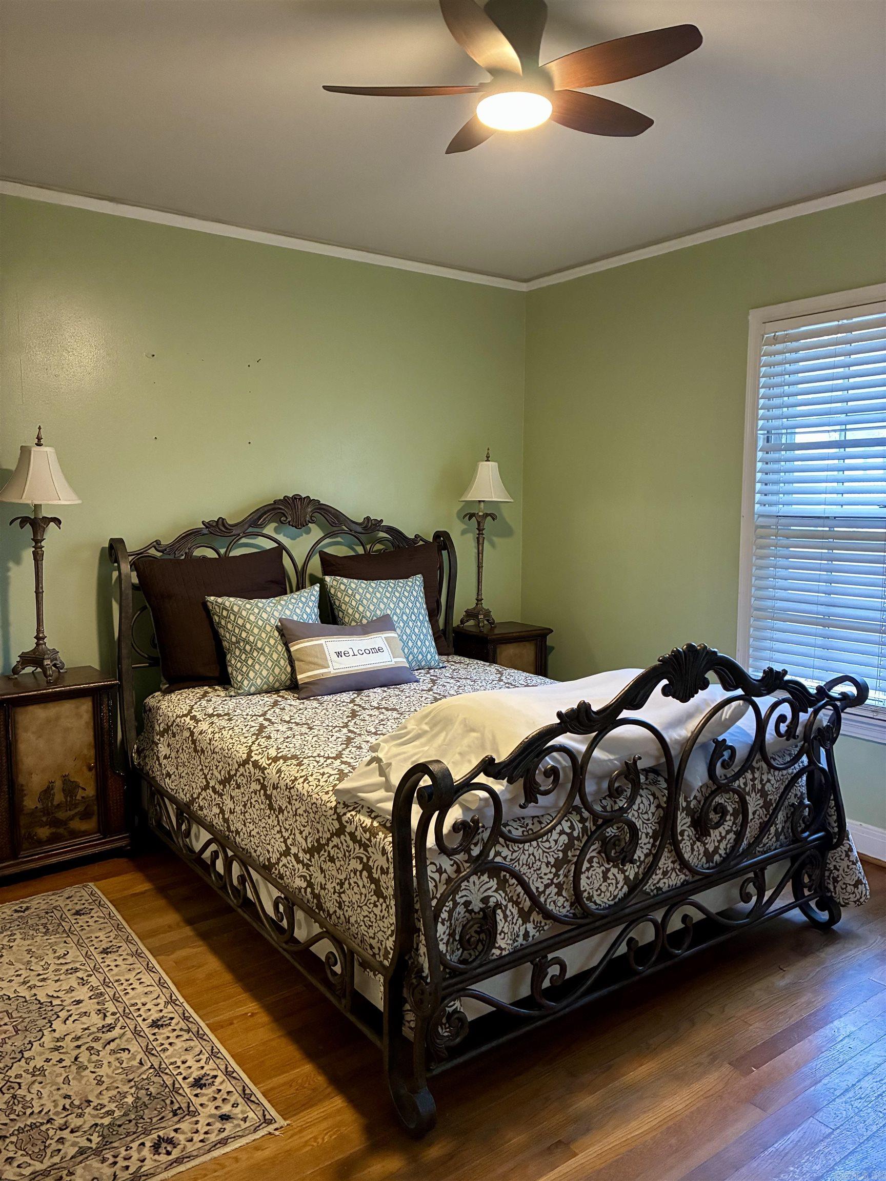 404 N Jackson Street Property Photo 11
