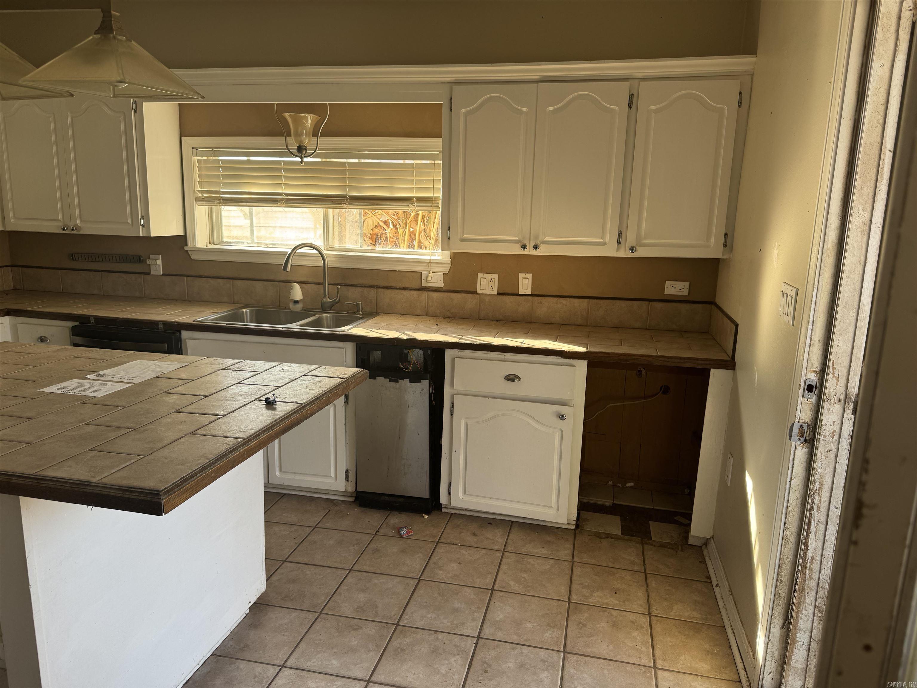 203 W Scenic Property Photo 7