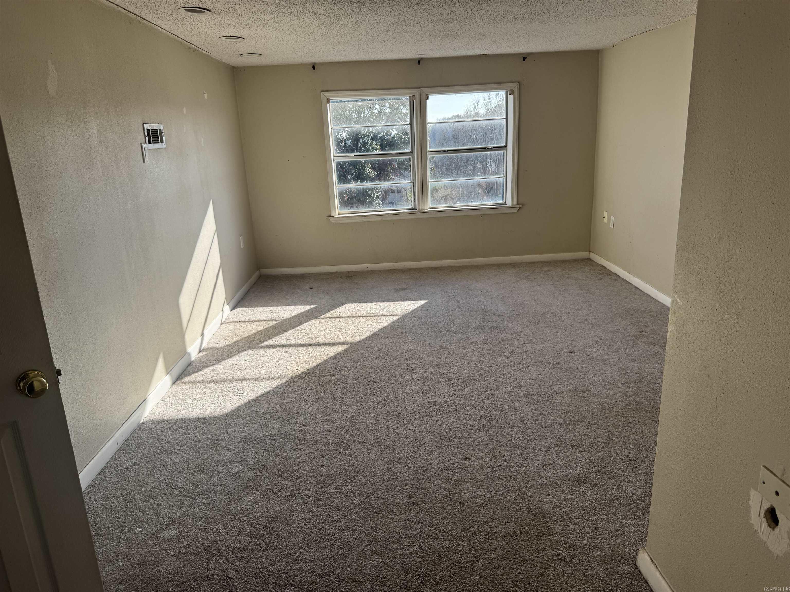 203 W Scenic Property Photo 10