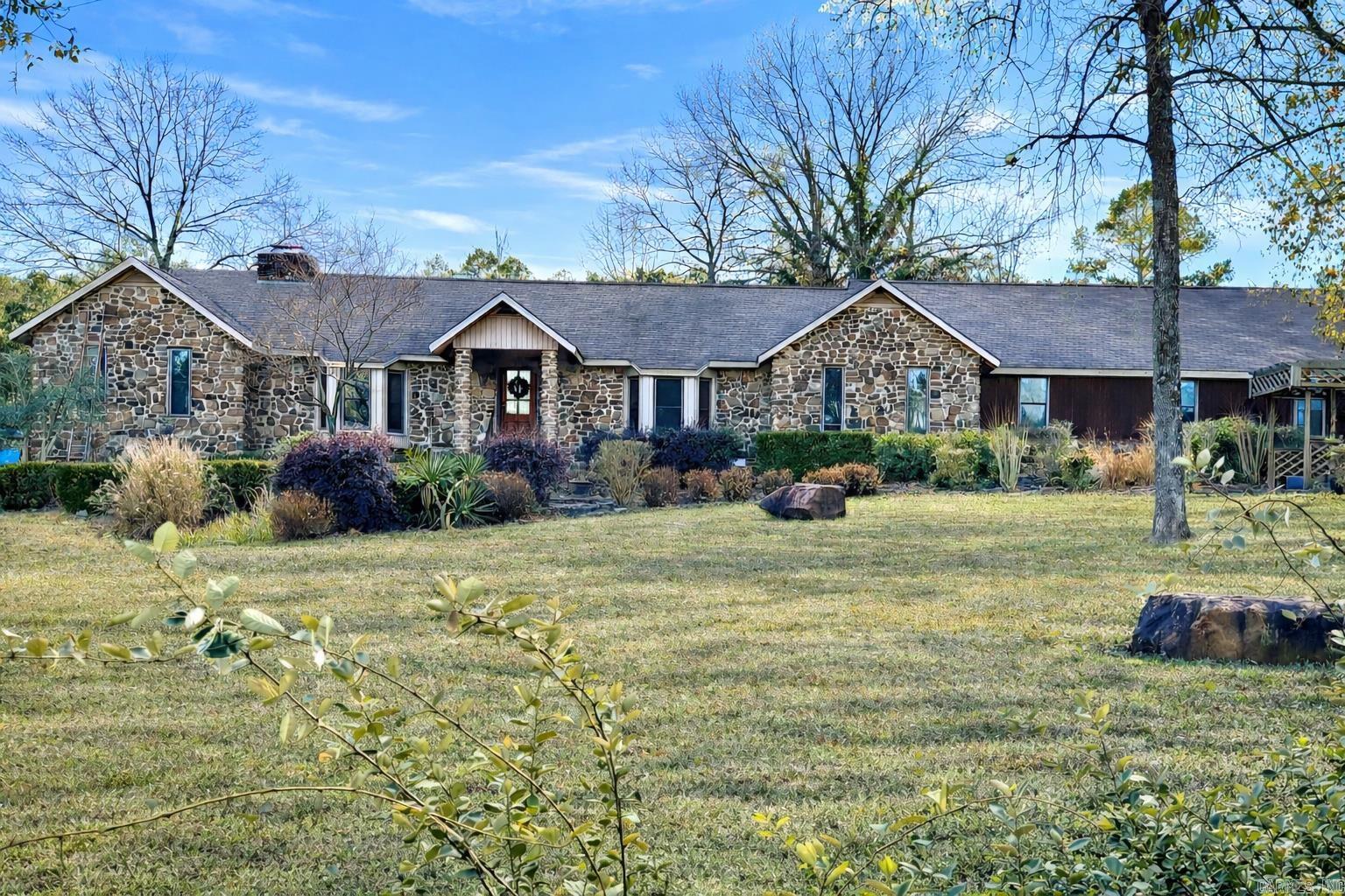 247 Cr 2602 Property Photo 1