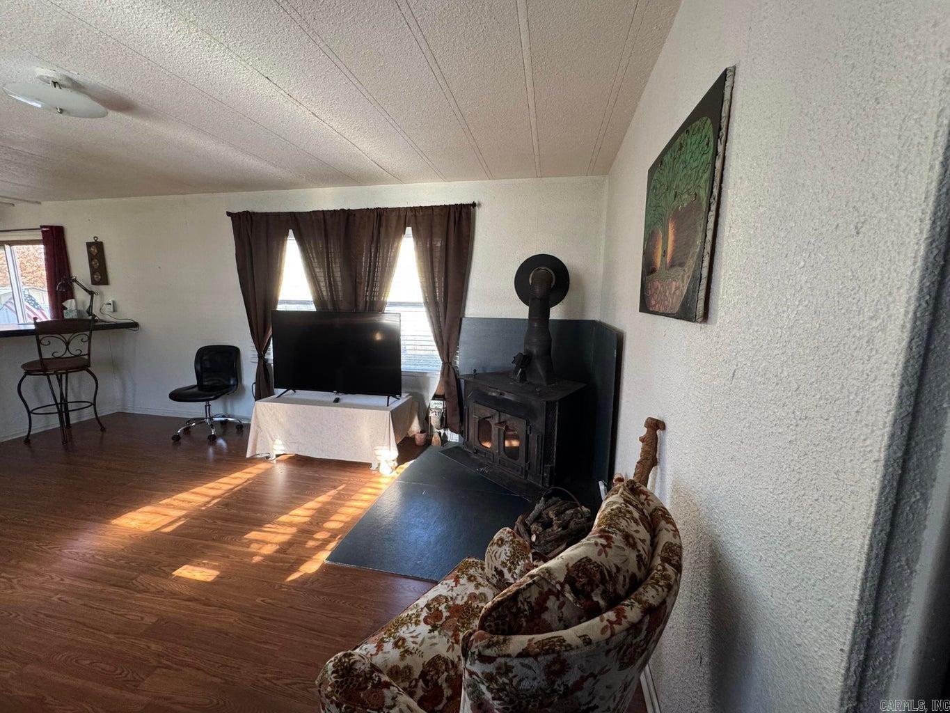 1209 Hawk Drive Property Photo 5