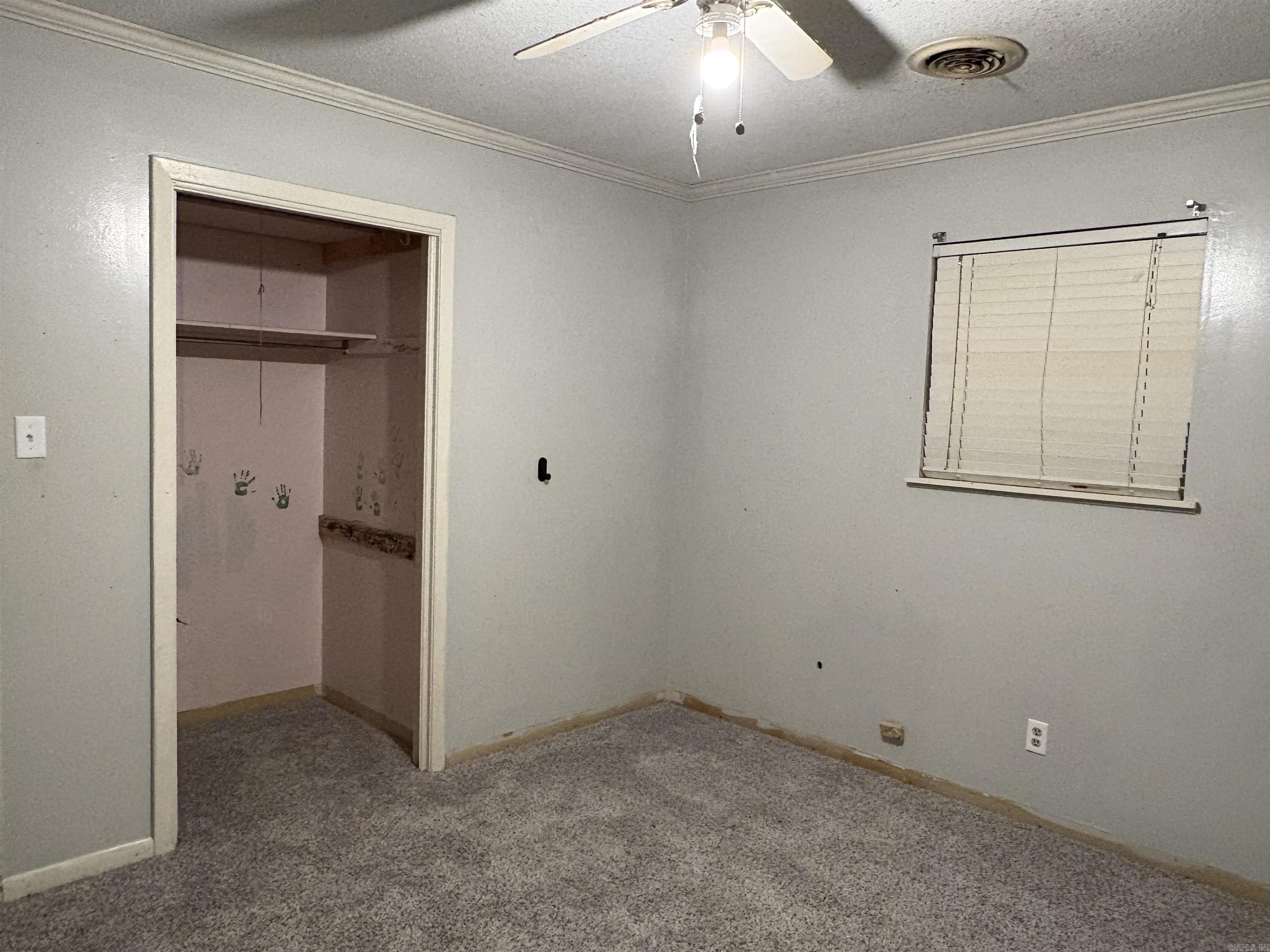 725 Saint Regis Drive Property Photo 5