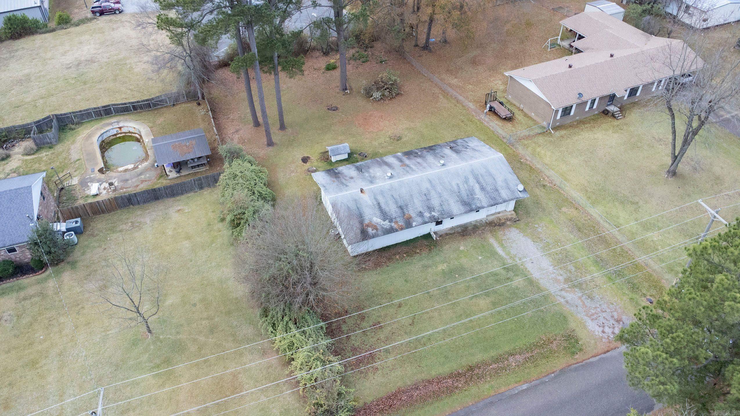 2213 Brandon Road Property Photo 4