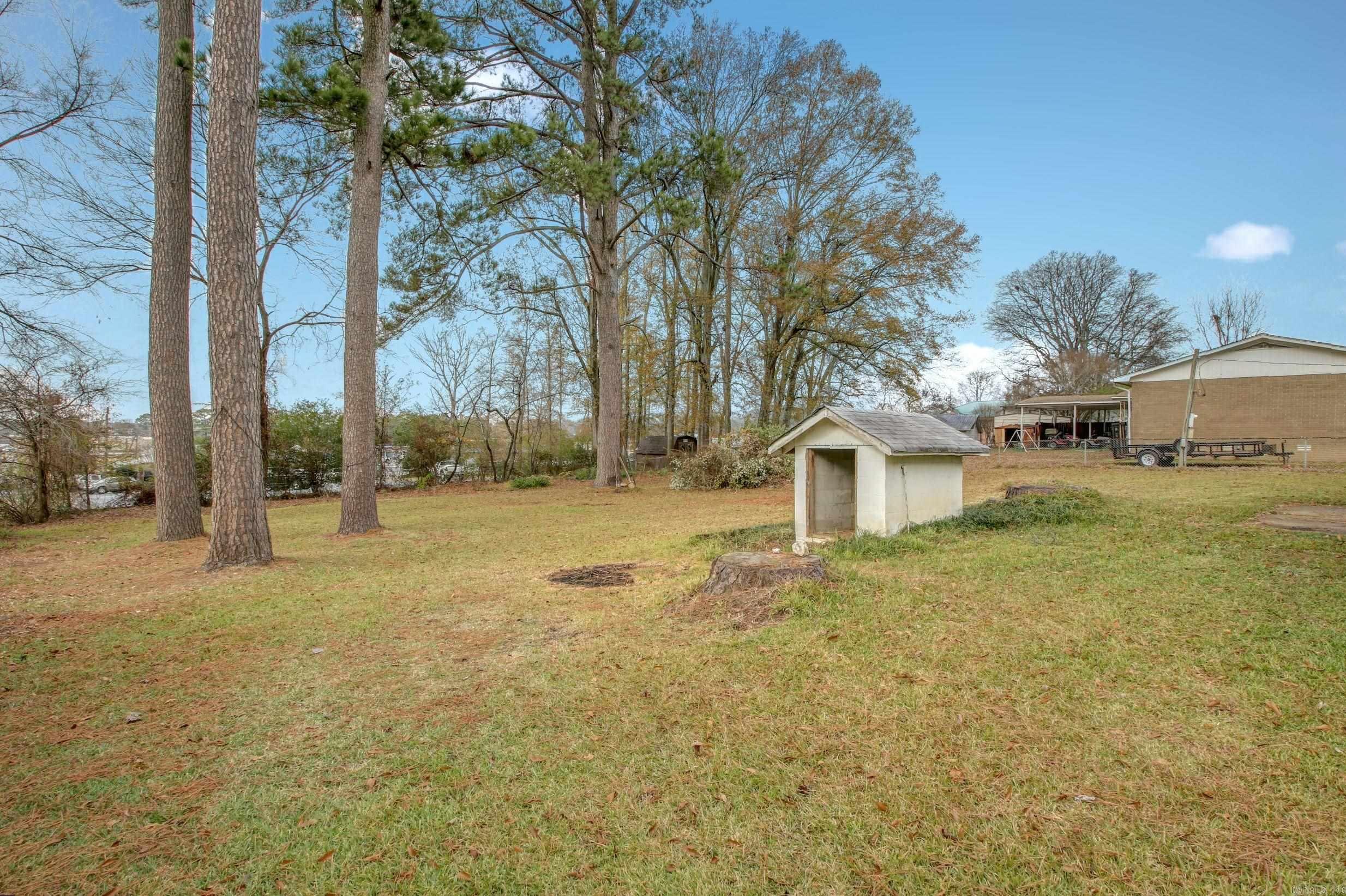 2213 Brandon Road Property Photo 9