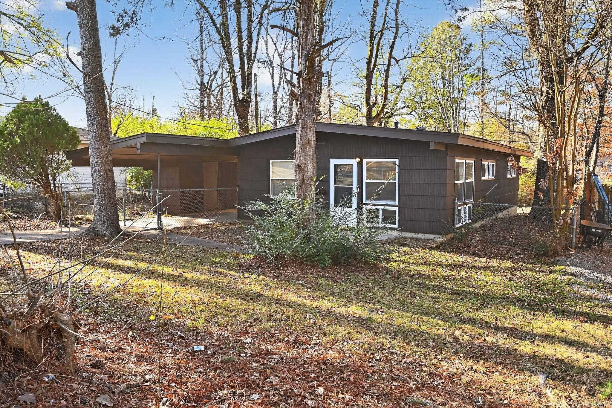 15 Hanover Drive Property Photo 3