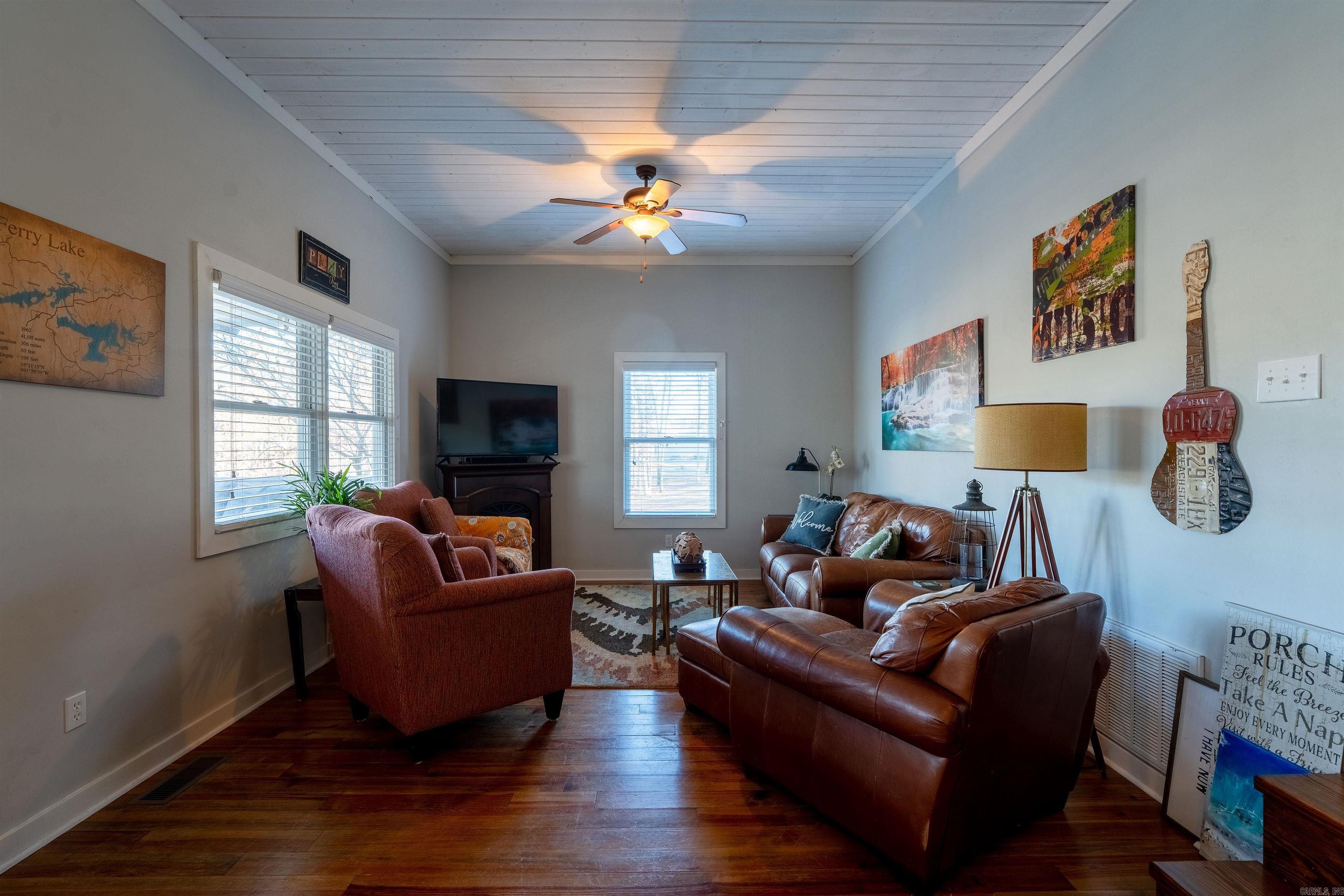 29 Sylvan Shores Drive Property Photo 8