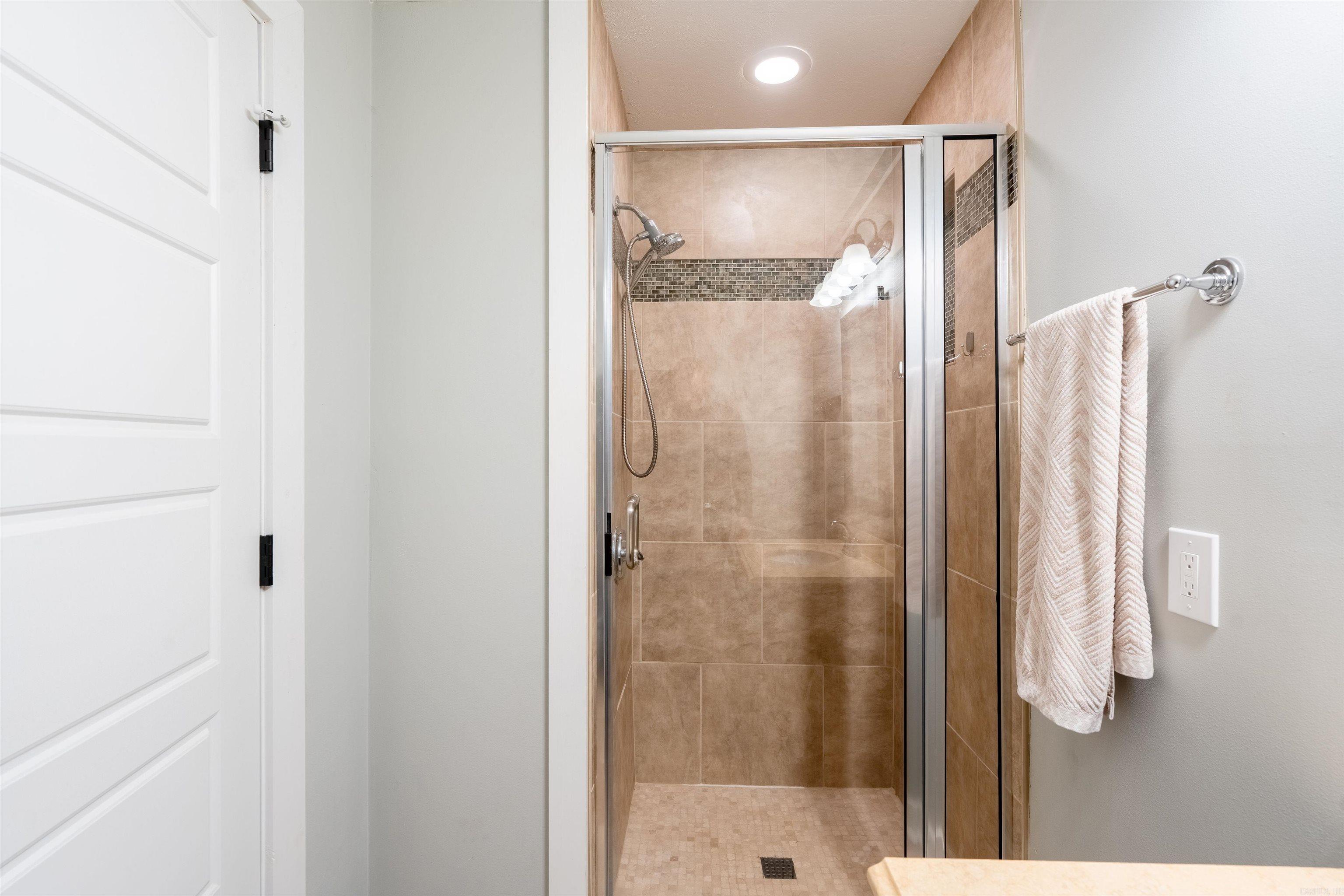 29 Sylvan Shores Drive Property Photo 17