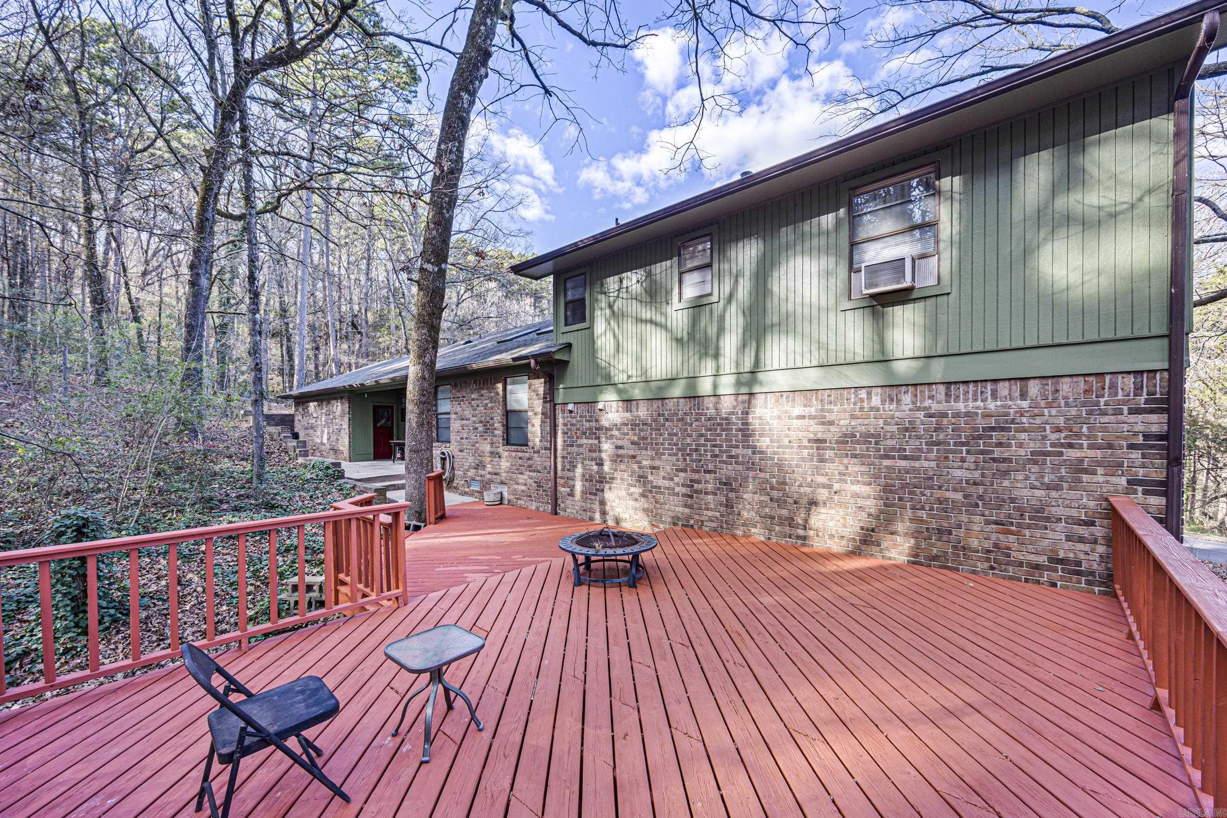 316 Craigwood Circle Property Photo 6