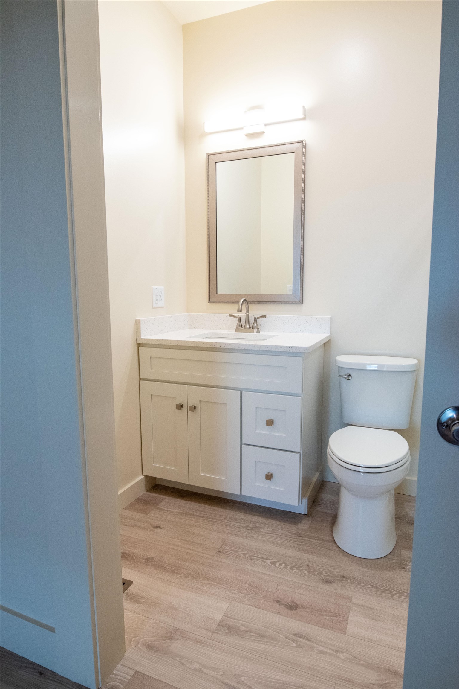 400 Firethorn Lane Property Photo 16