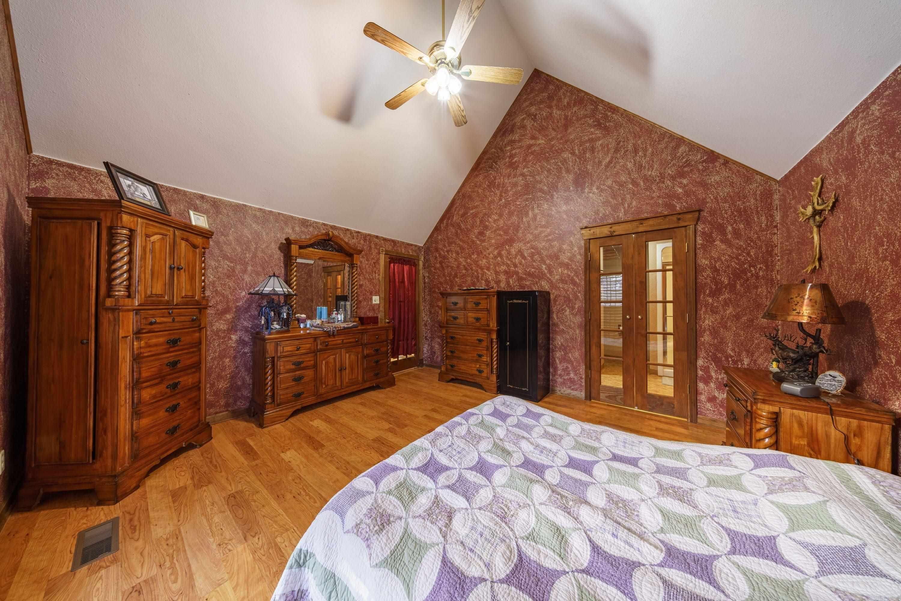 519 Jackson 347 Property Photo 12