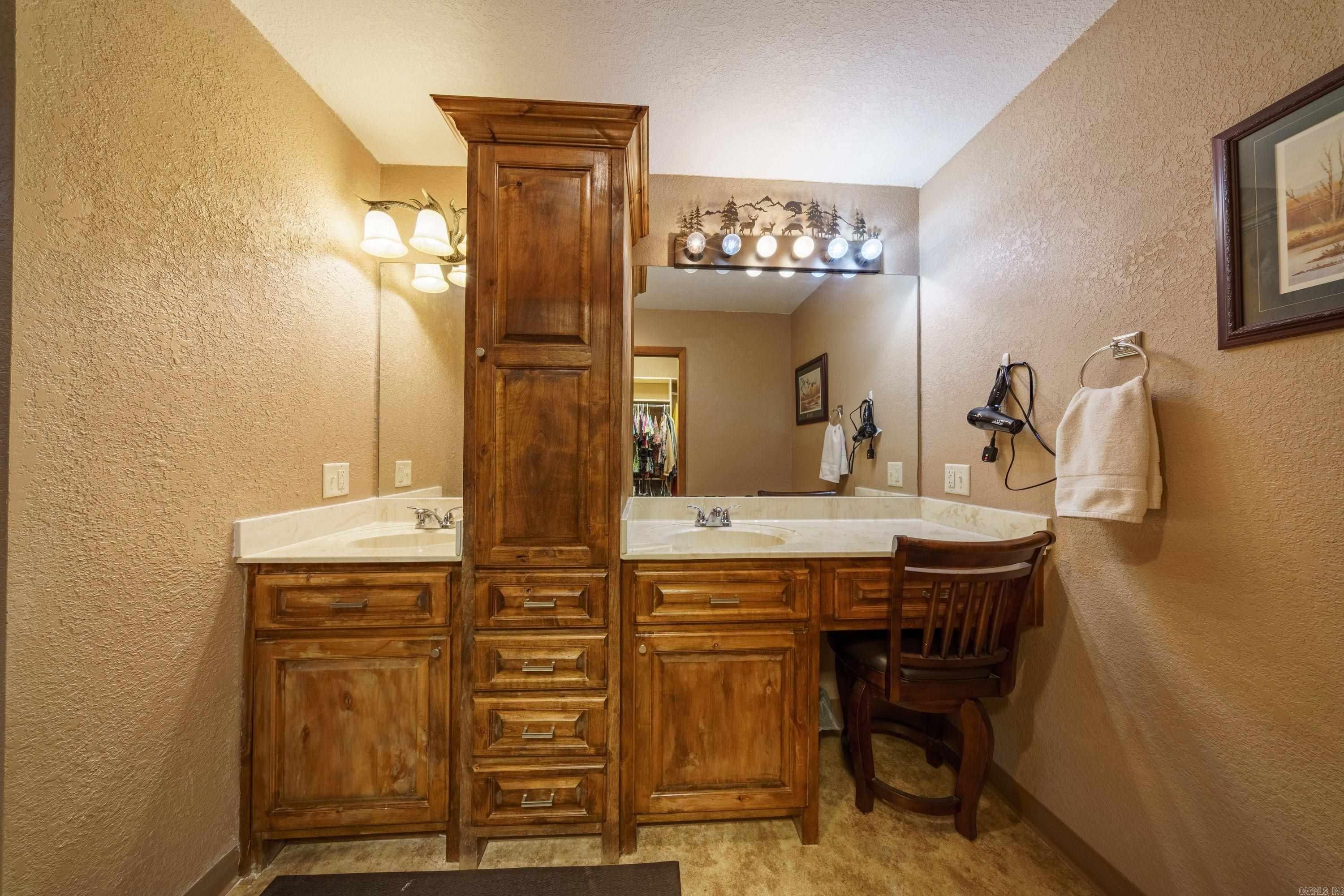 519 Jackson 347 Property Photo 13