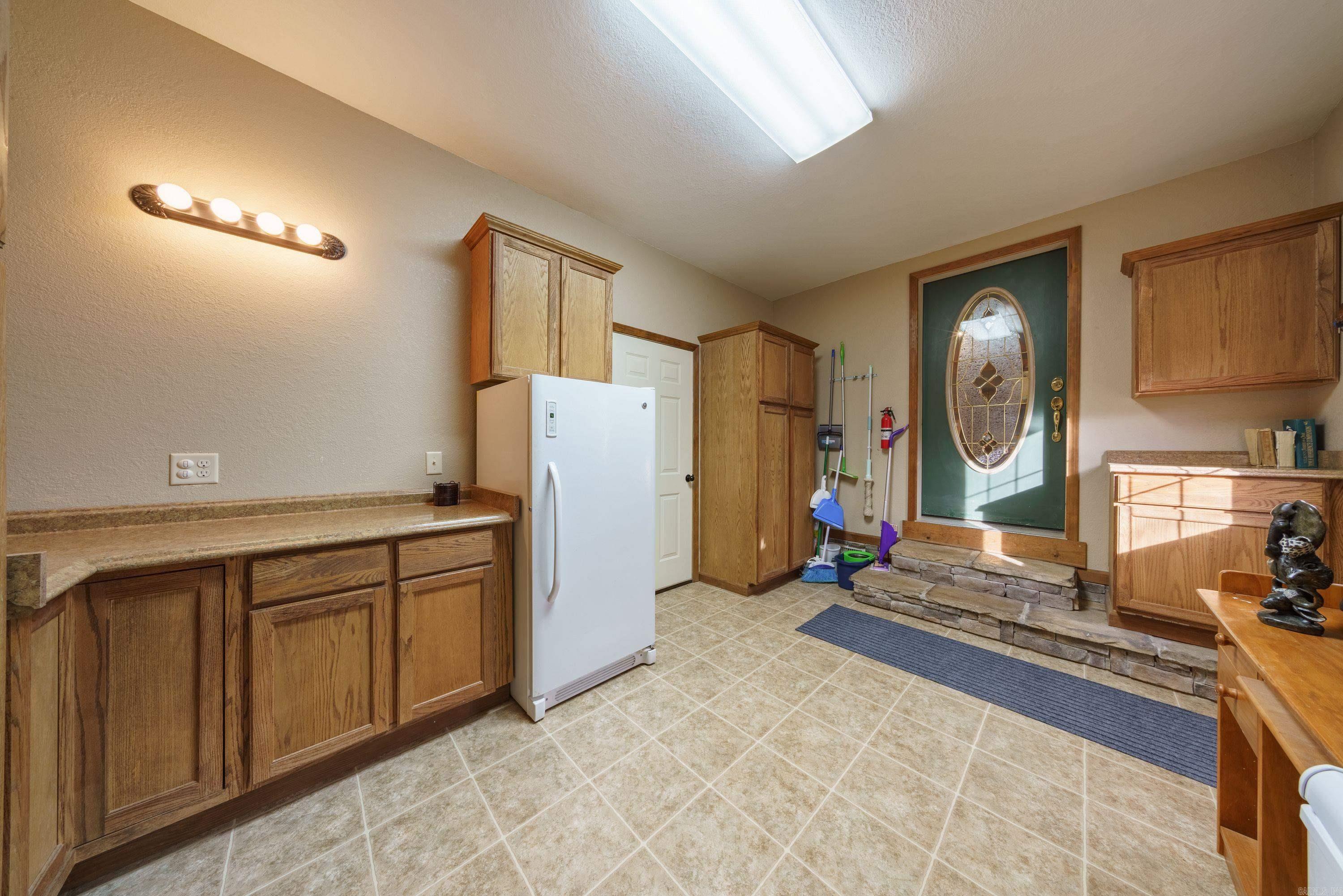 519 Jackson 347 Property Photo 19