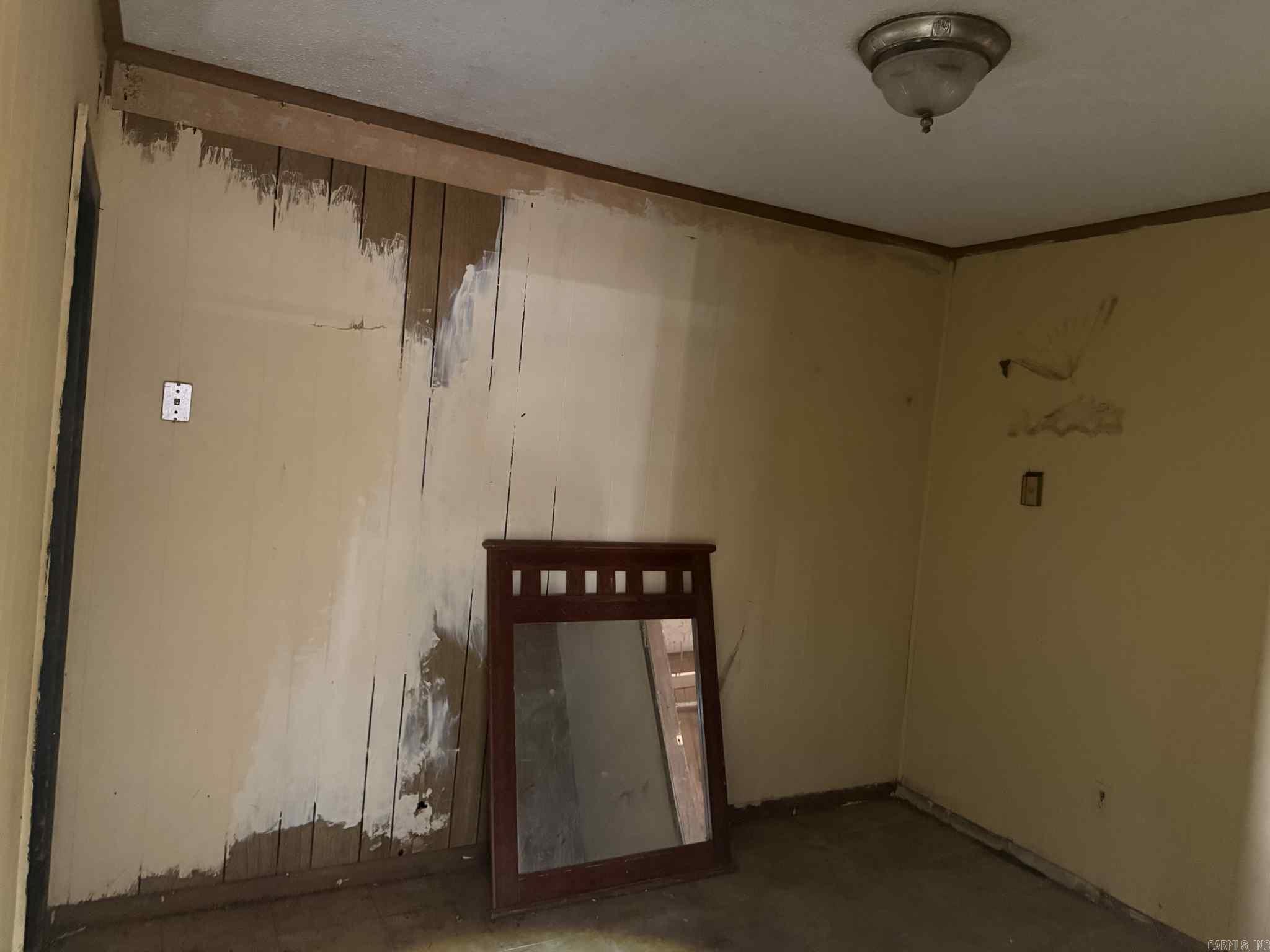 1604 W 30th Avenue Property Photo 3