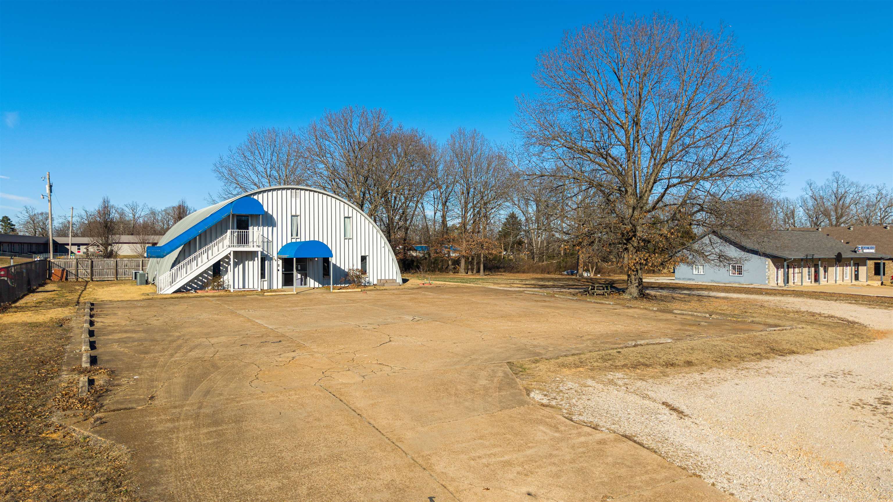 1647 Hwy 62/412 Property Photo 2