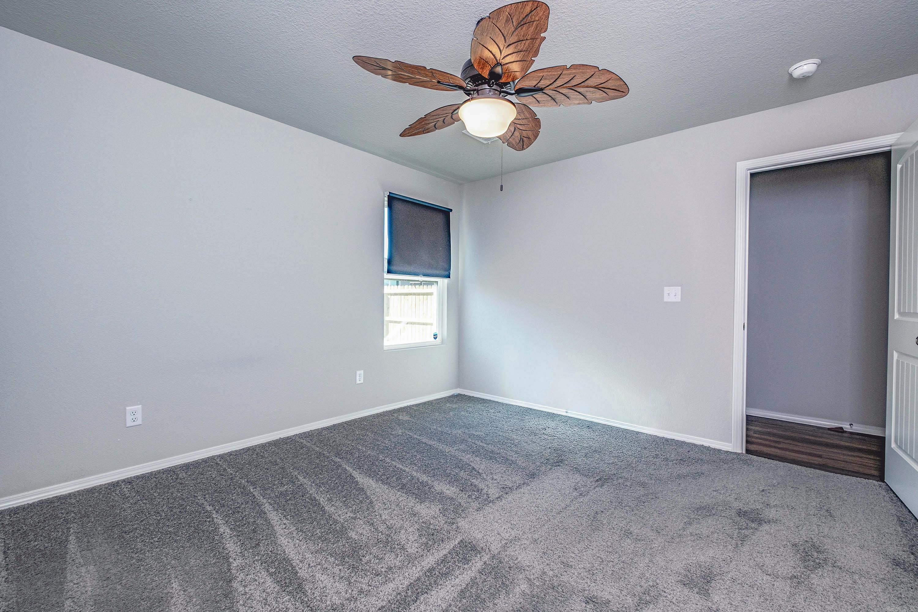 10300 Debbie Lane Property Photo 17