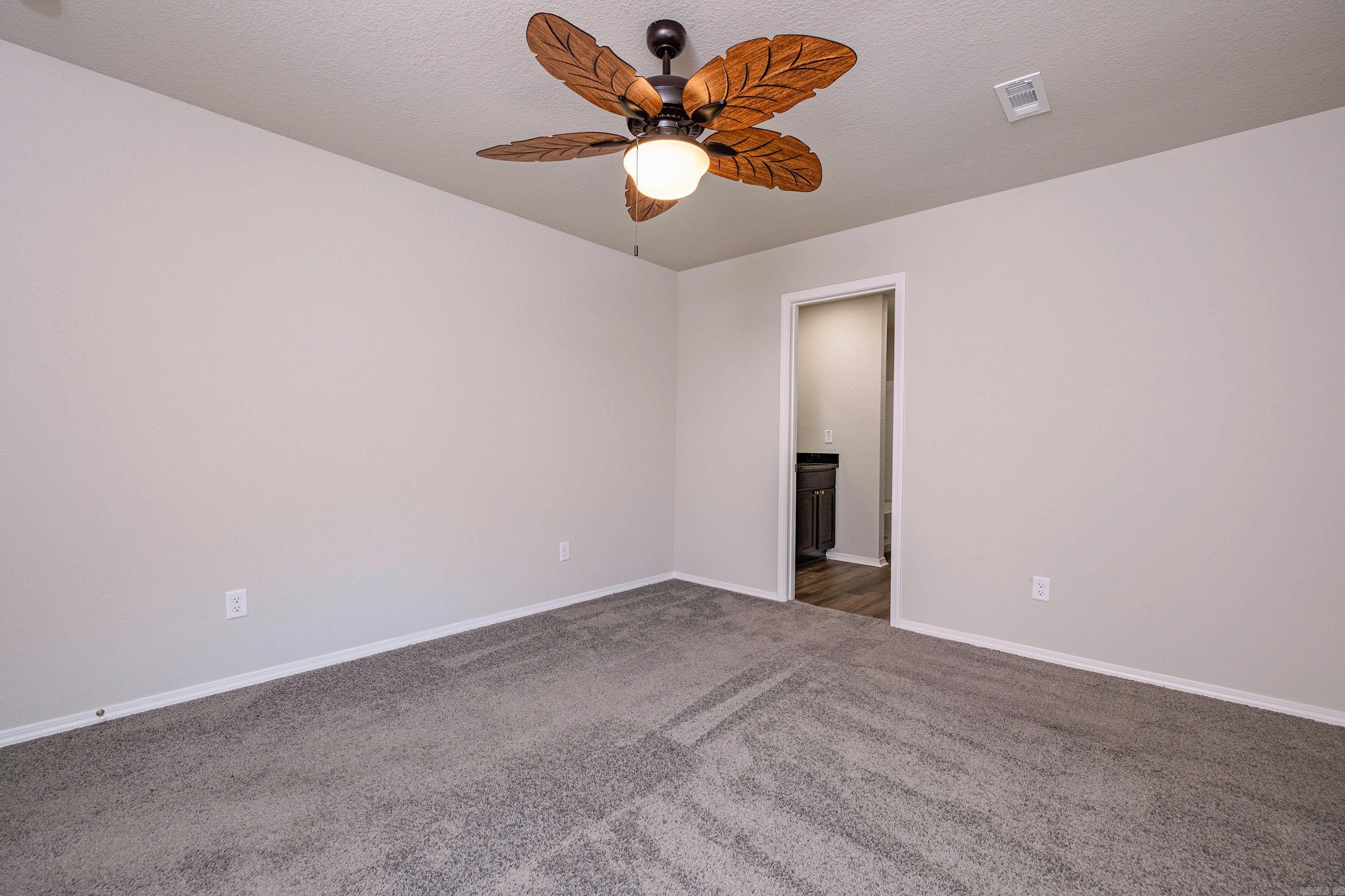 10300 Debbie Lane Property Photo 18