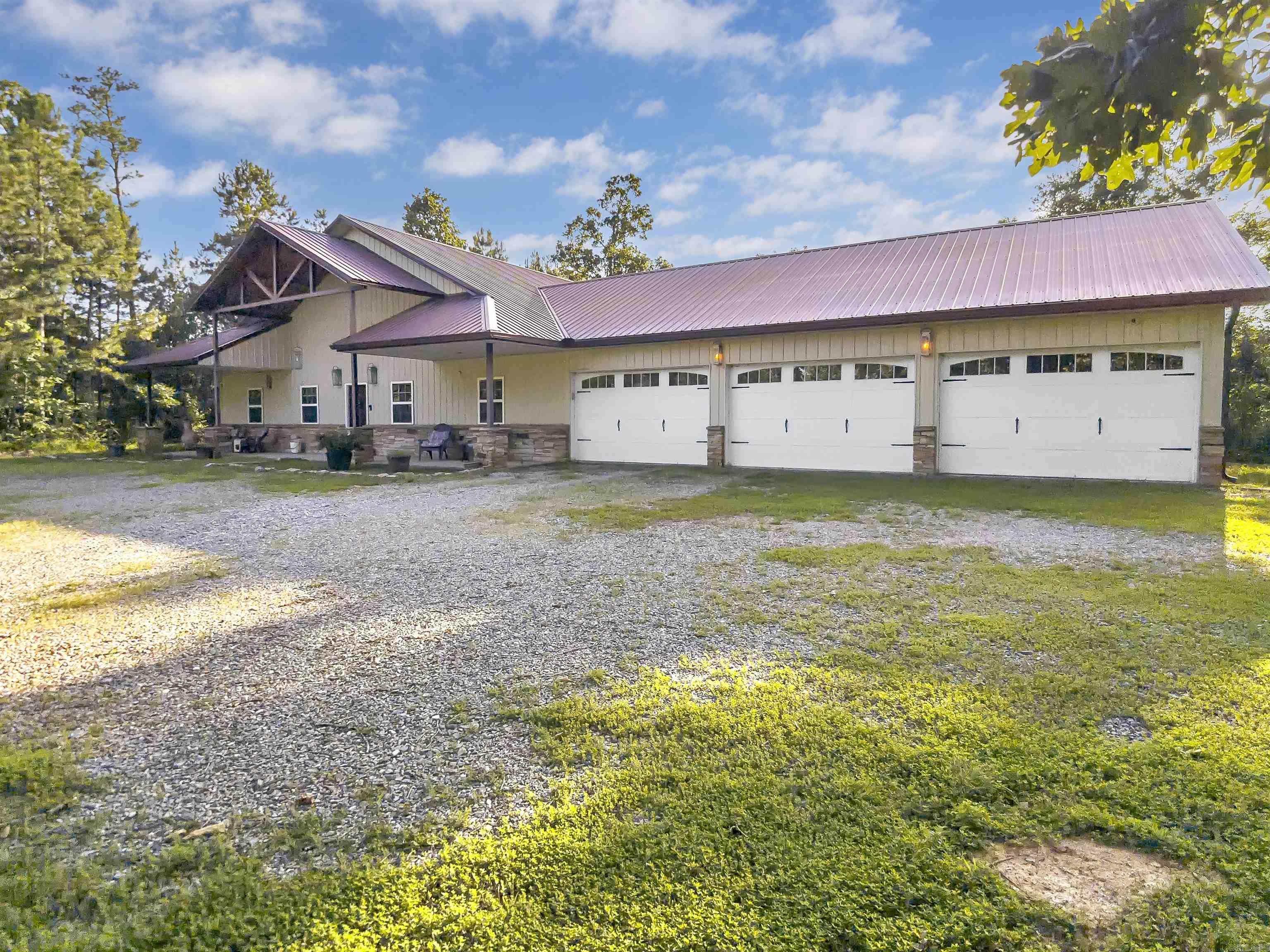 30 Bonita Drive Property Photo 2