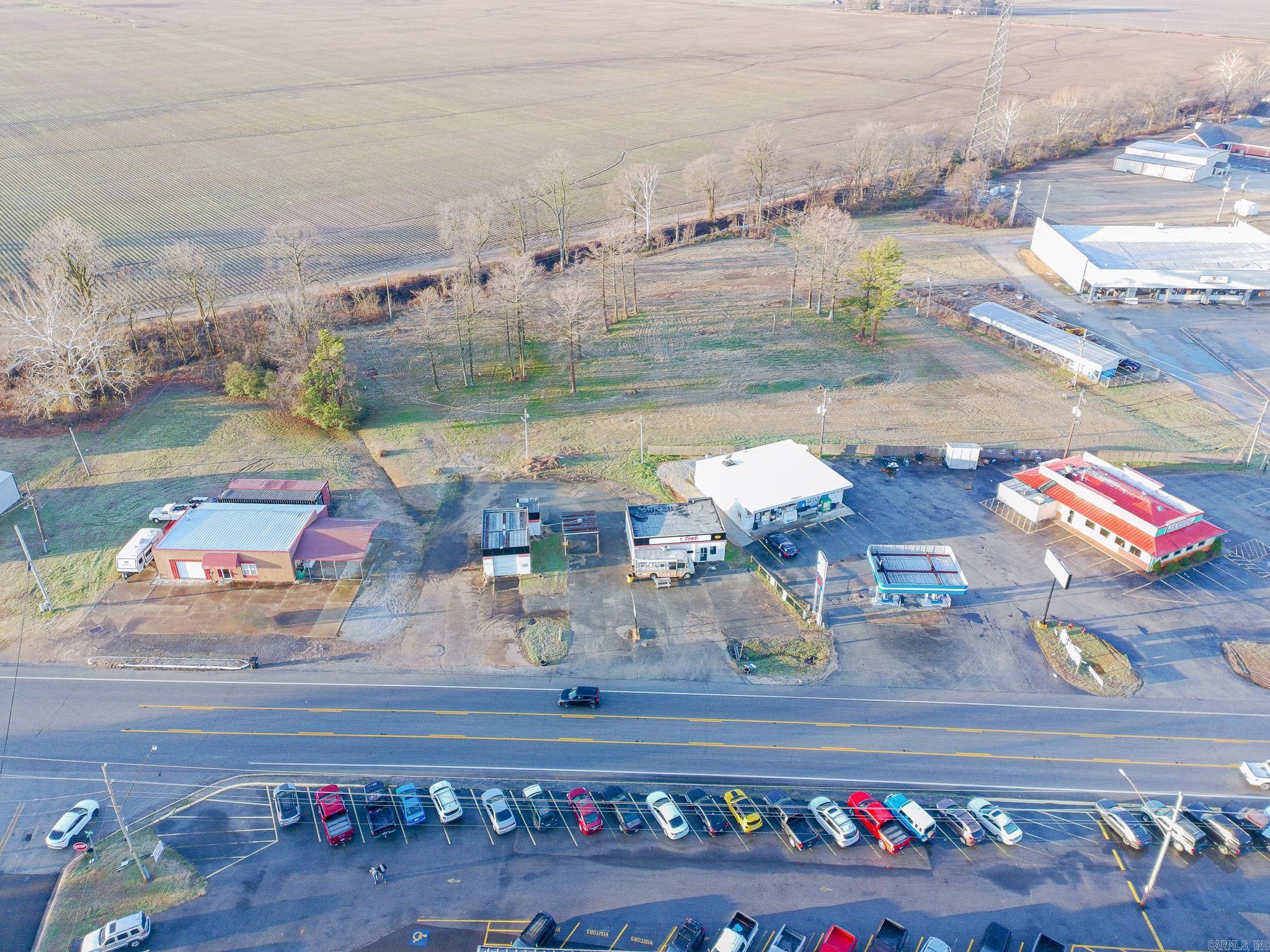 545 S Hwy 463 Property Photo 4