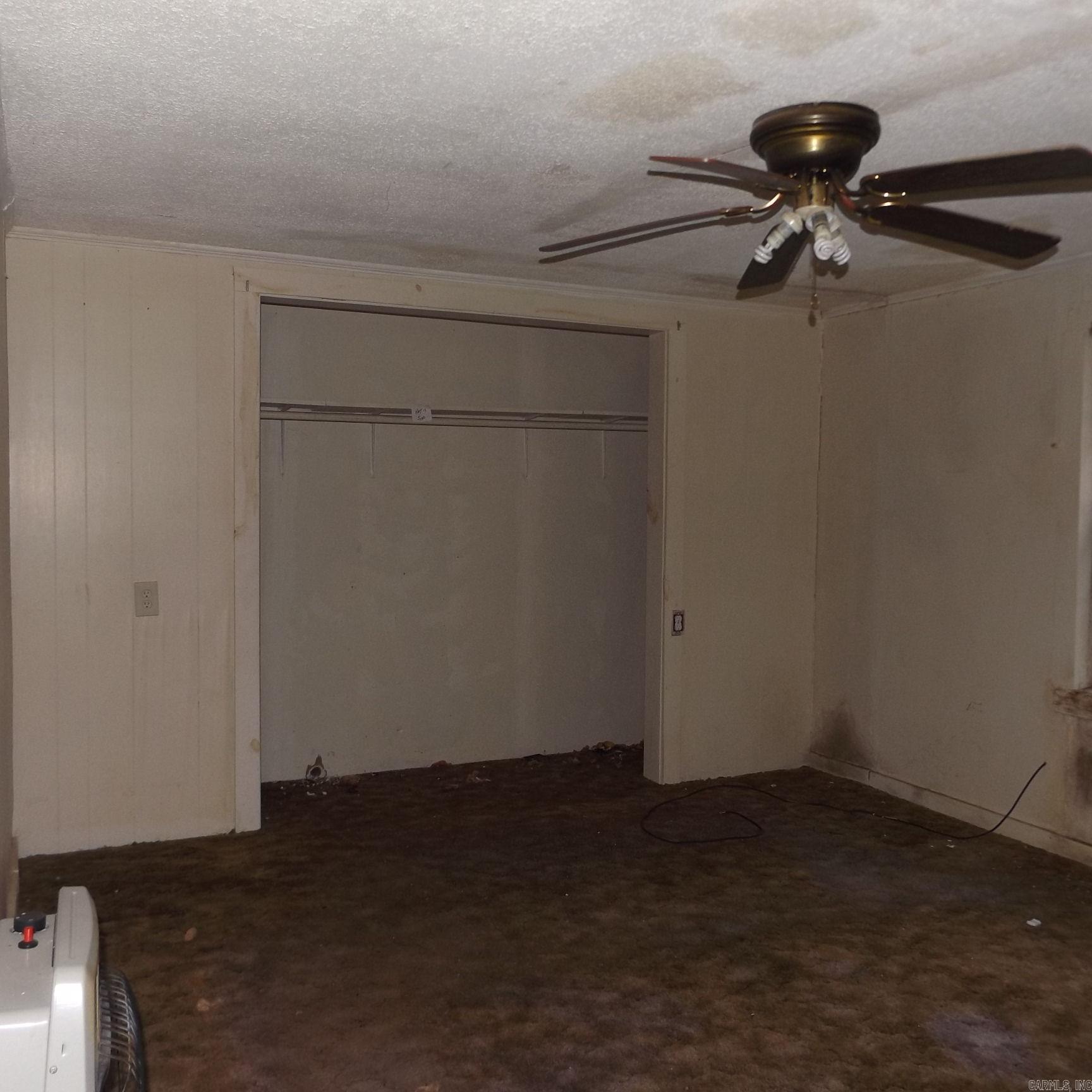 217 Walter Drive Property Photo 3
