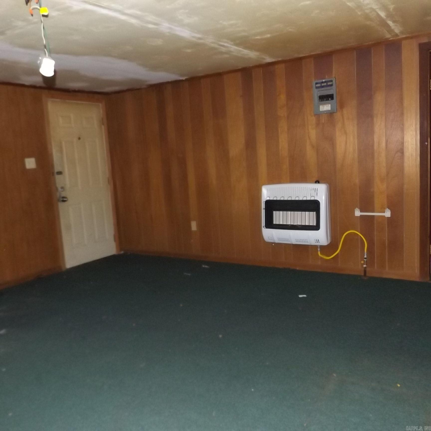 217 Walter Drive Property Photo 6