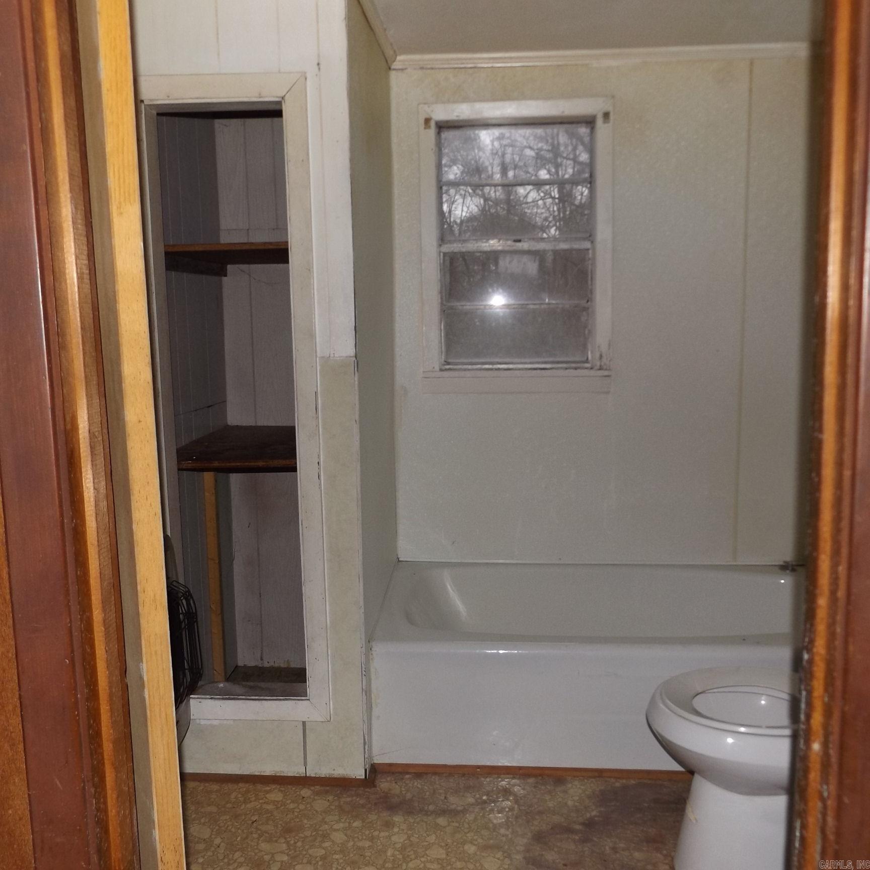 217 Walter Drive Property Photo 7