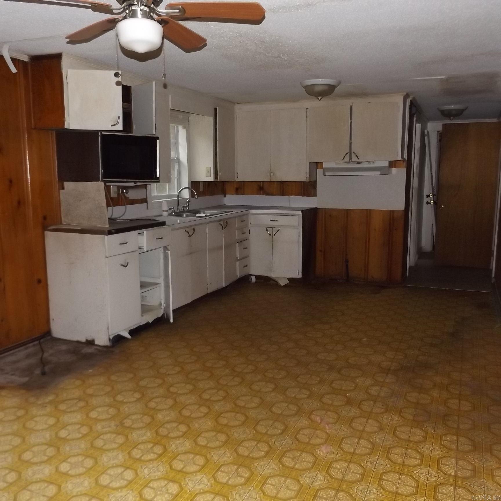 217 Walter Drive Property Photo 9