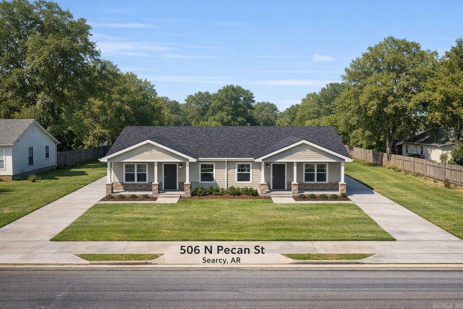 506 N Pecan Property Photo 2