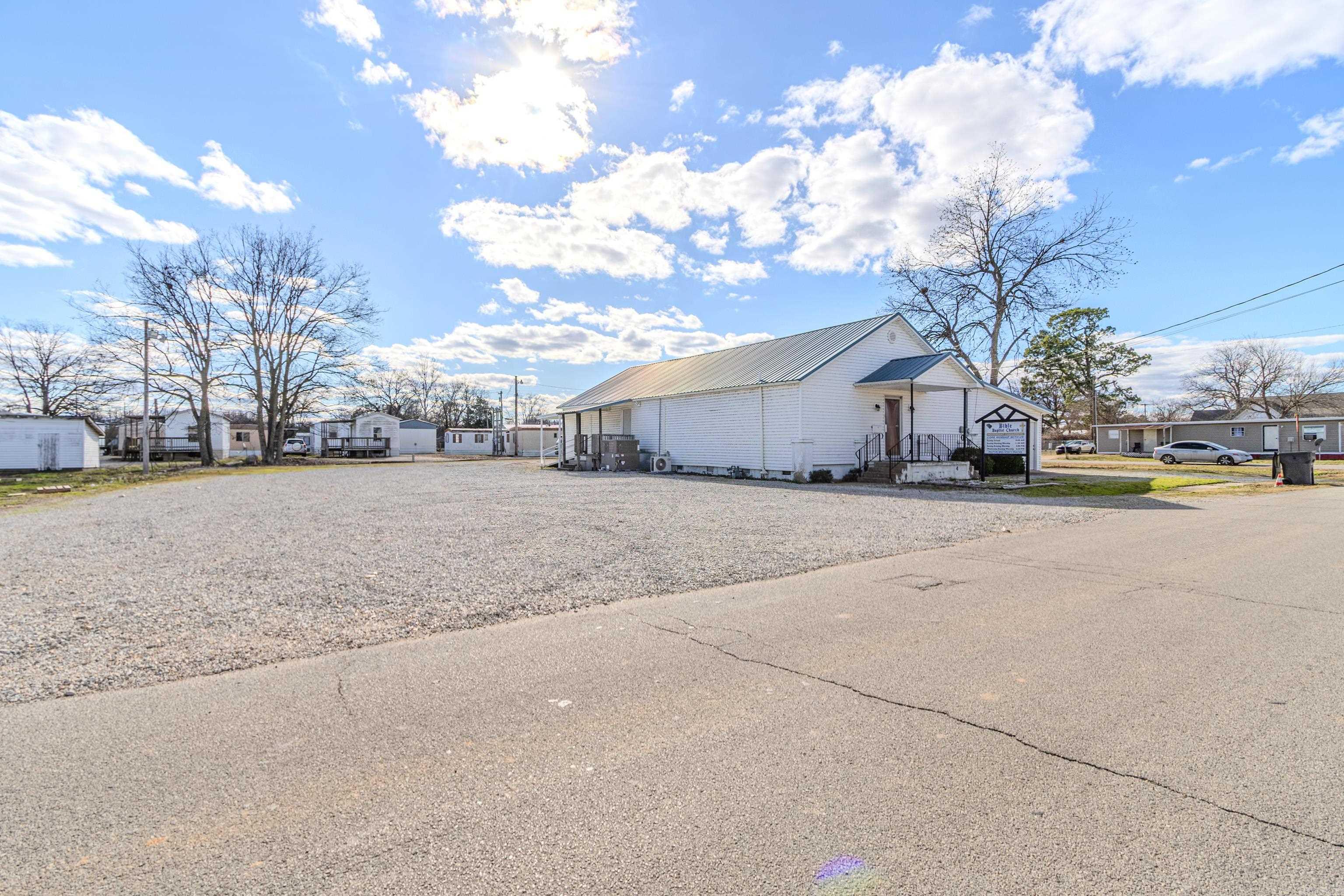 304 E Vine Street Property Photo 2