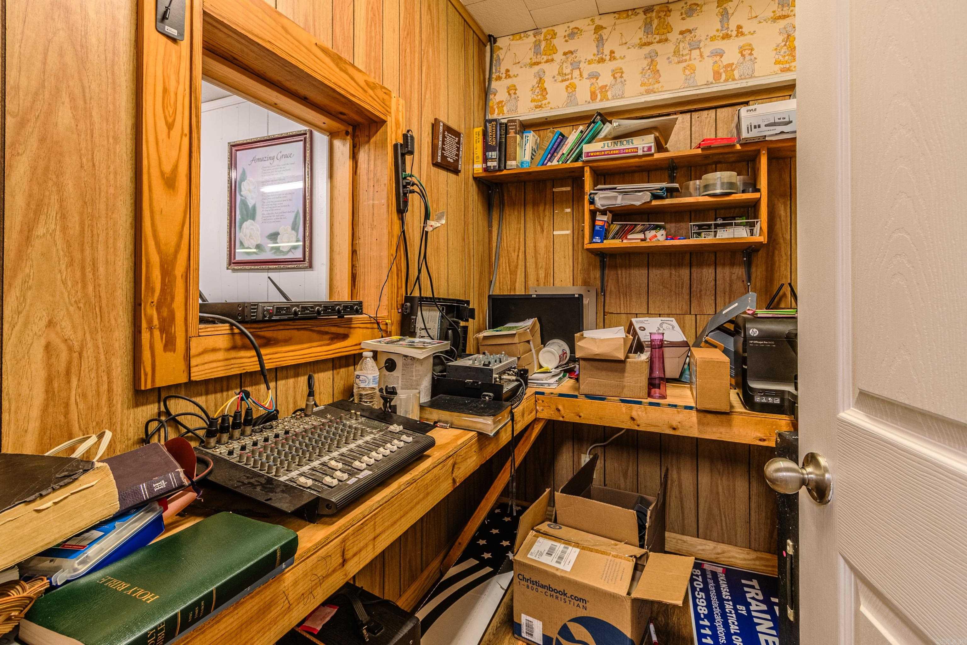 304 E Vine Street Property Photo 14