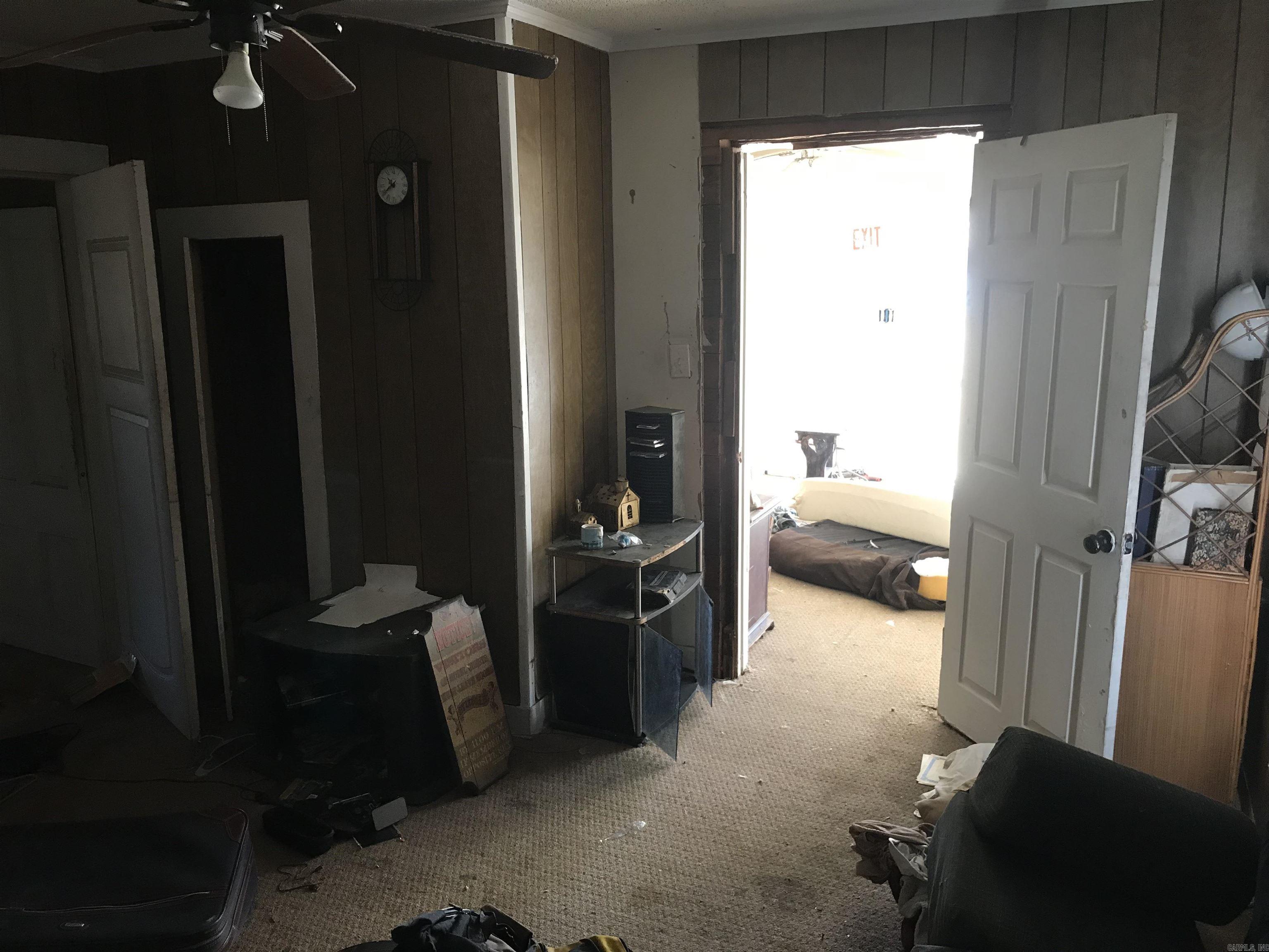 2412 S Camden Road Property Photo 7