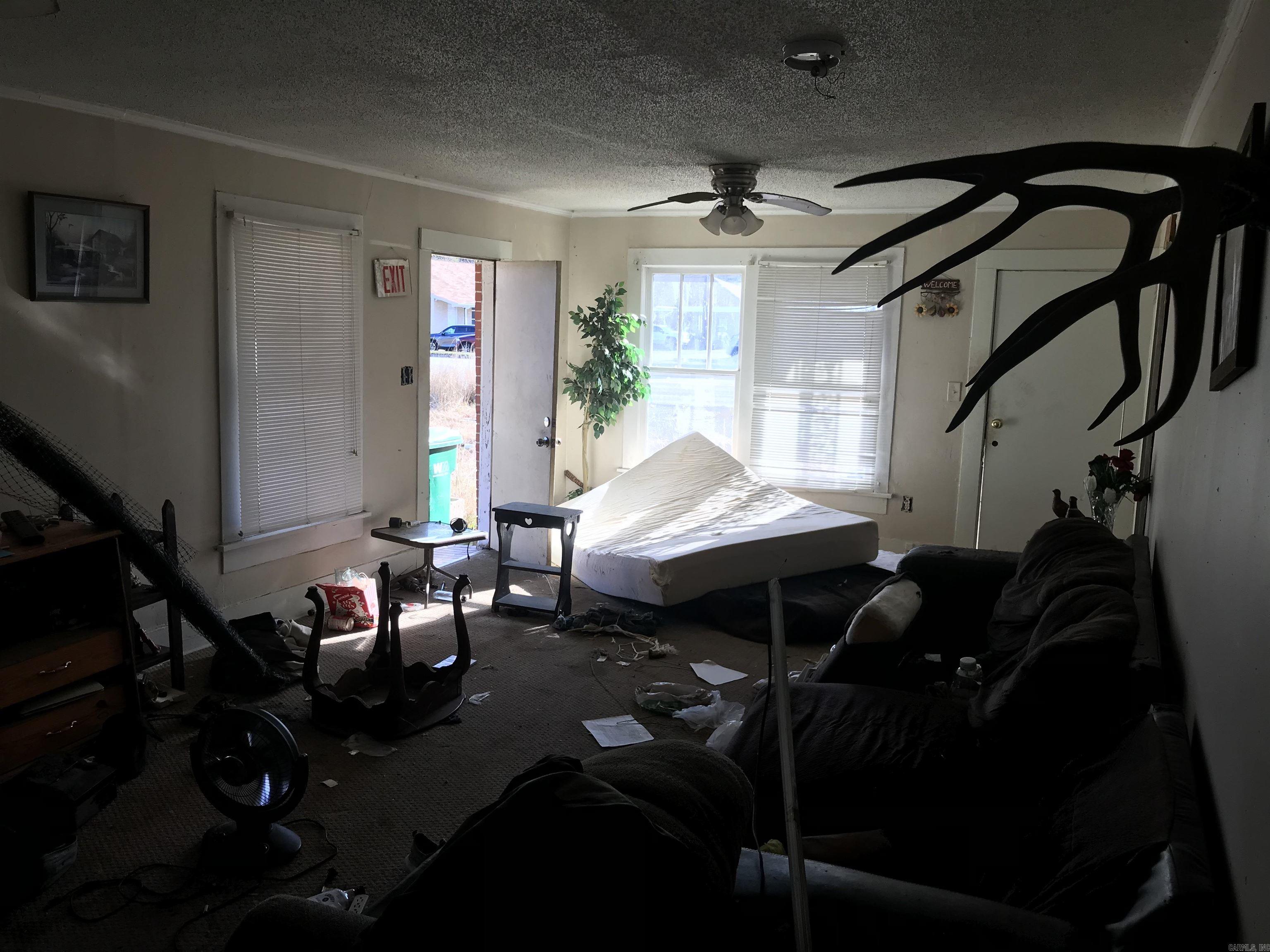 2412 S Camden Road Property Photo 34