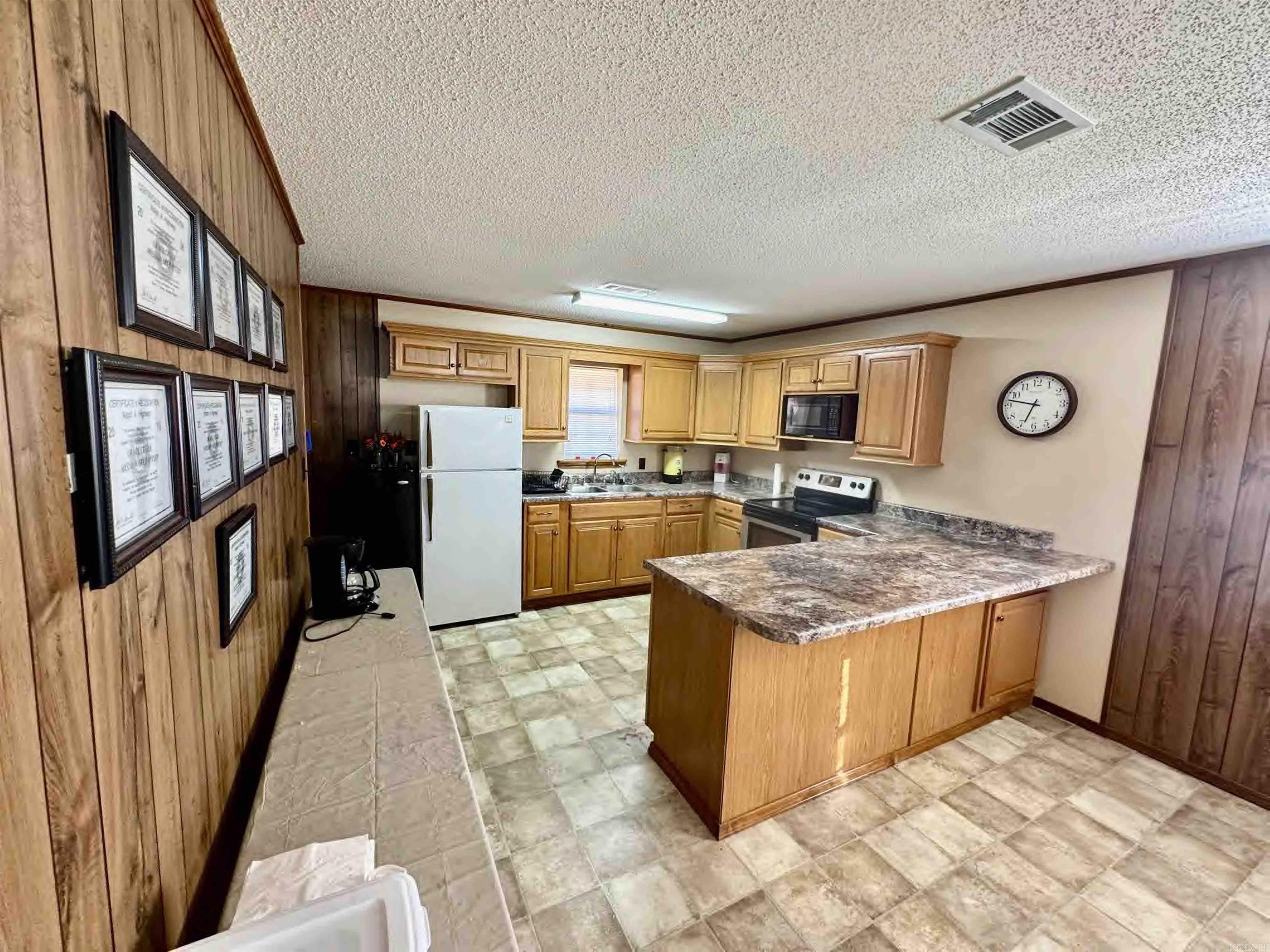 56 155 Highway Property Photo 19