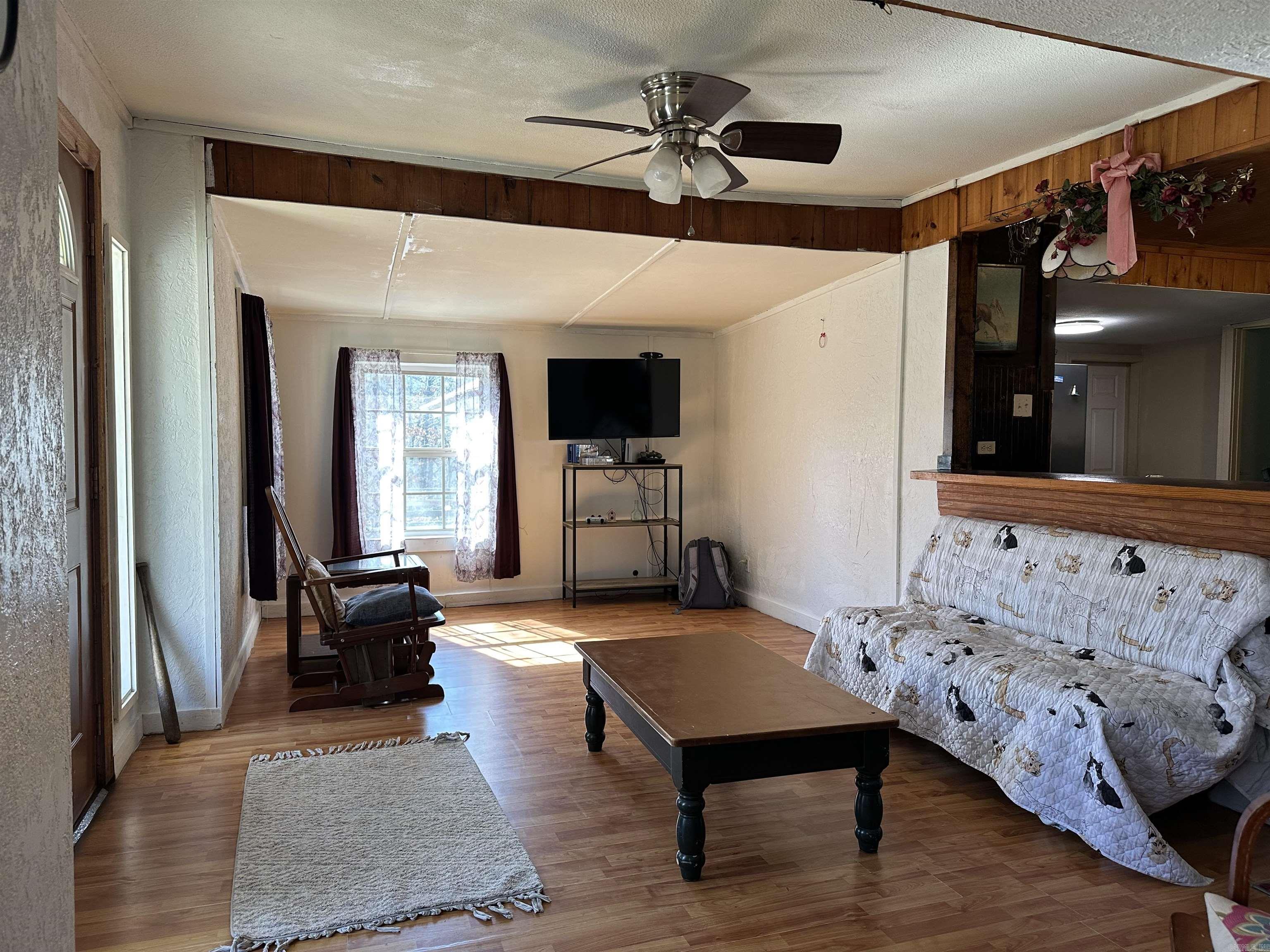 598 & 600 Timberlake Drive Property Photo 15