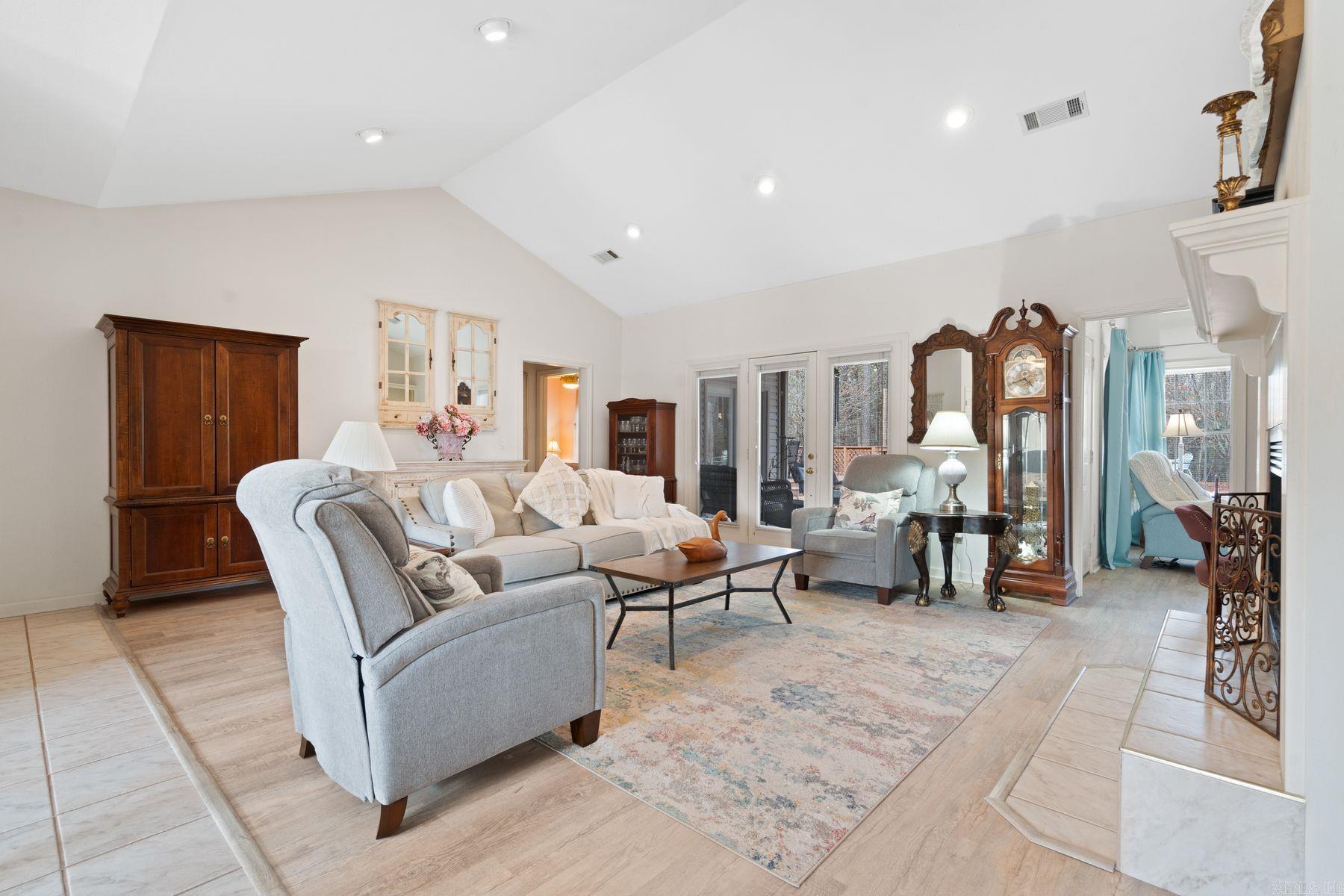5 Bosque Place Property Photo 12