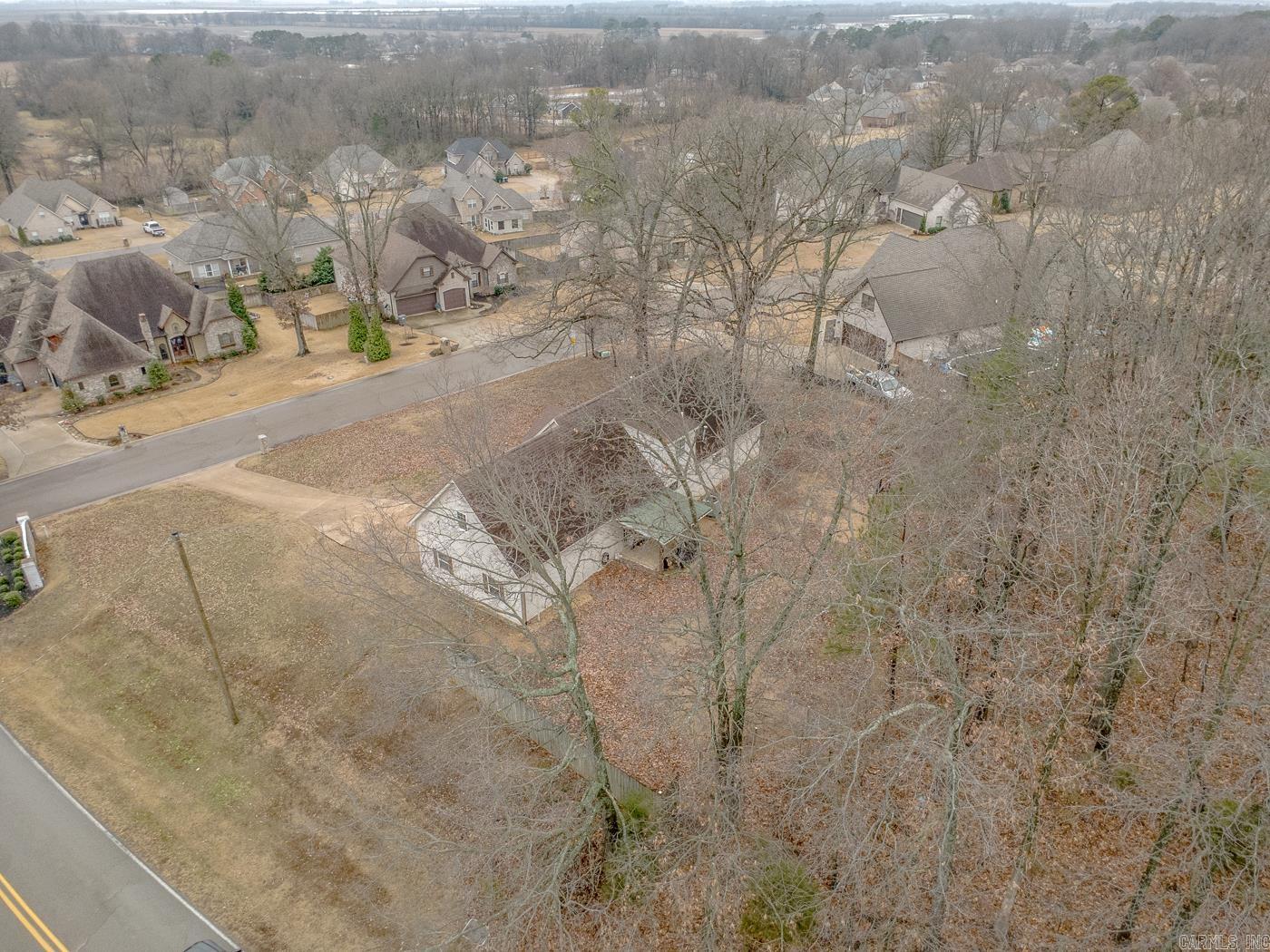 2204 Williamsburg Dr Property Photo 39
