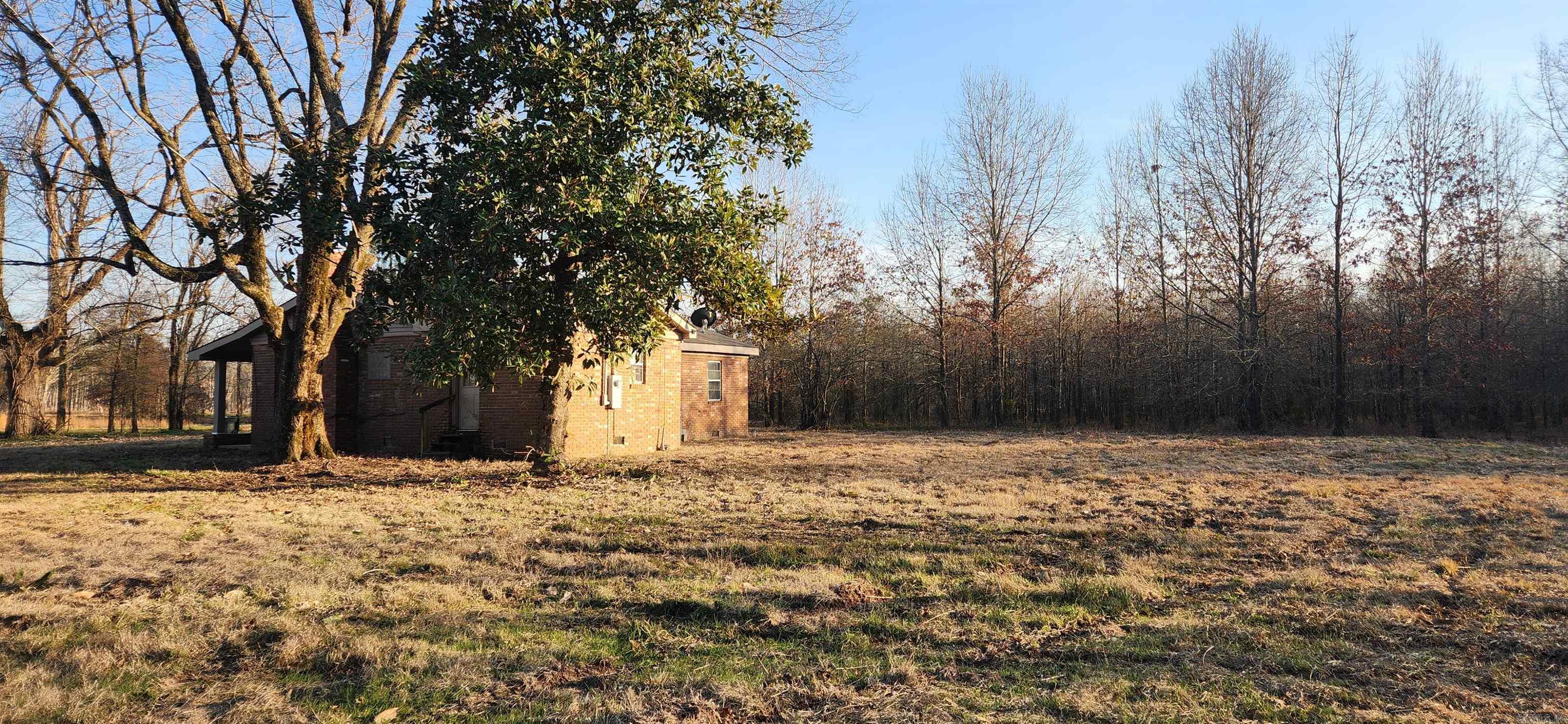 951 Greenfield Road Property Photo 3