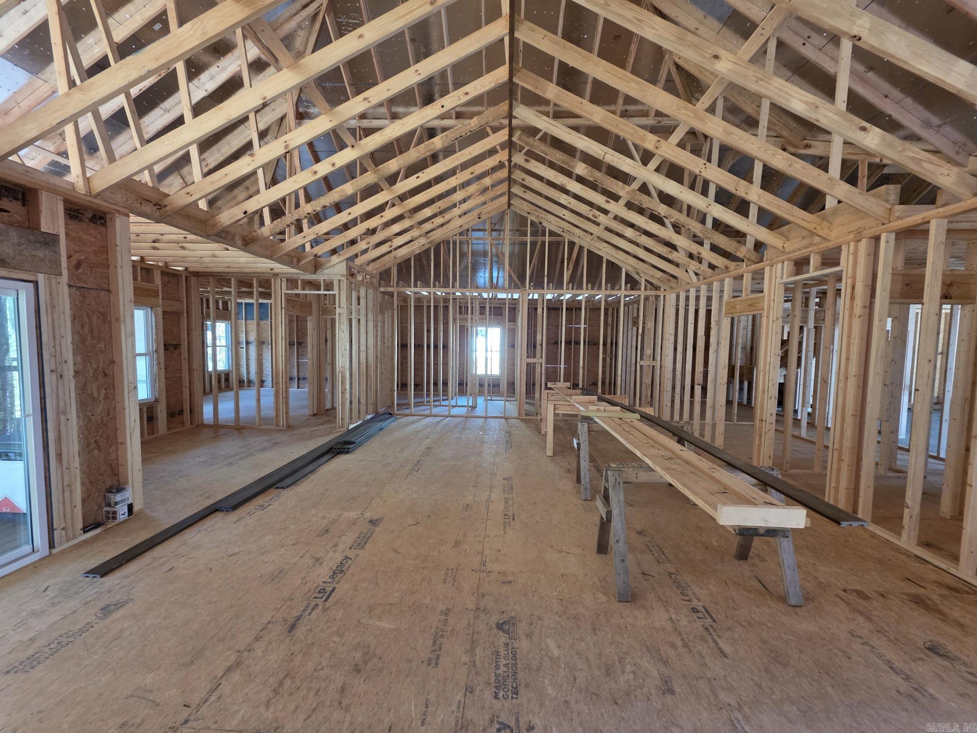 6 Ideal Property Photo 11