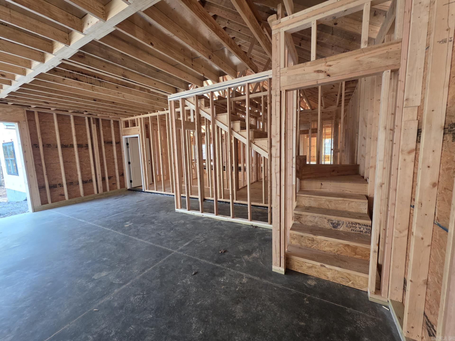 6 Ideal Property Photo 19