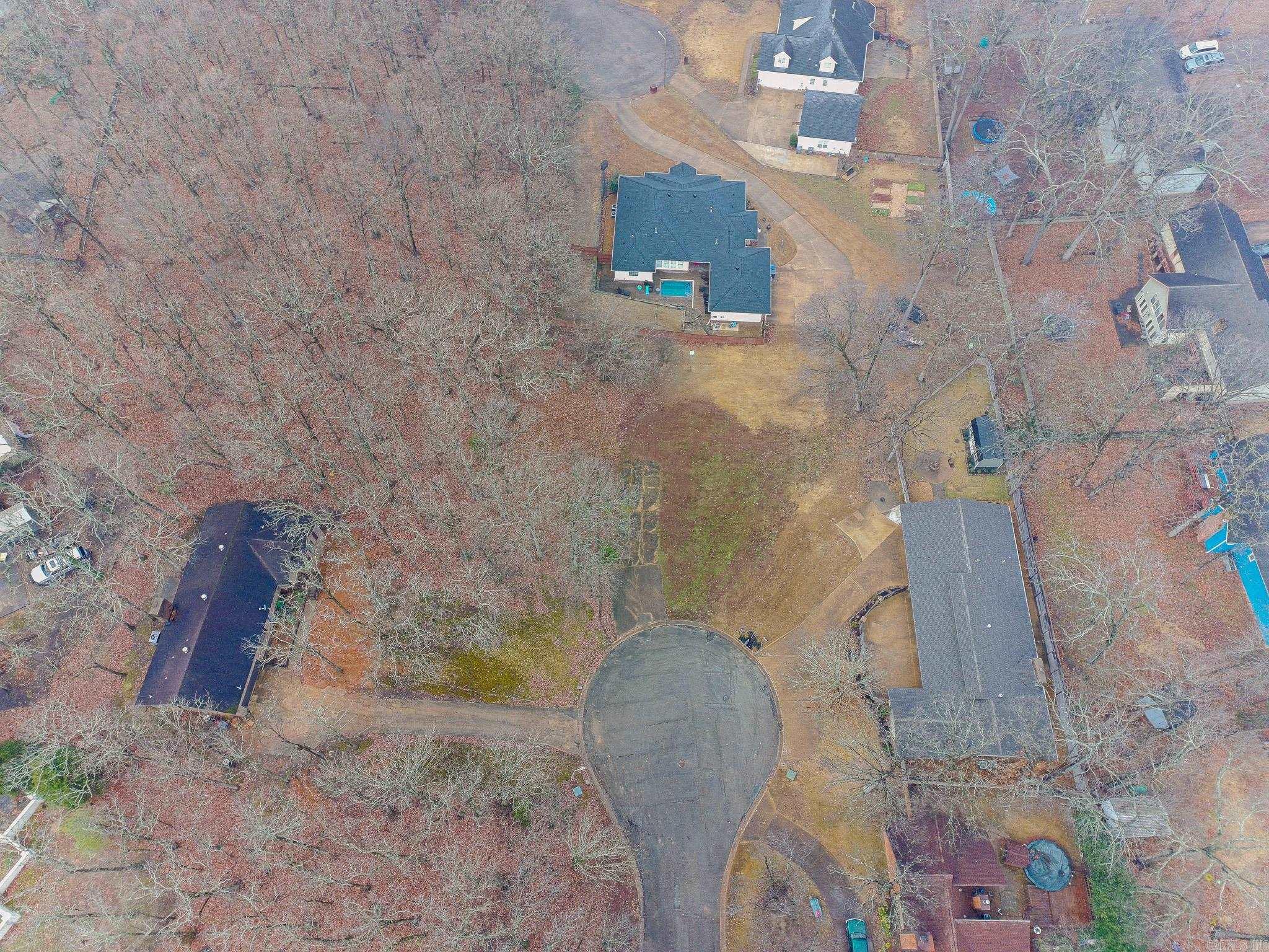 2831 Brookhollow Cove Property Photo 4