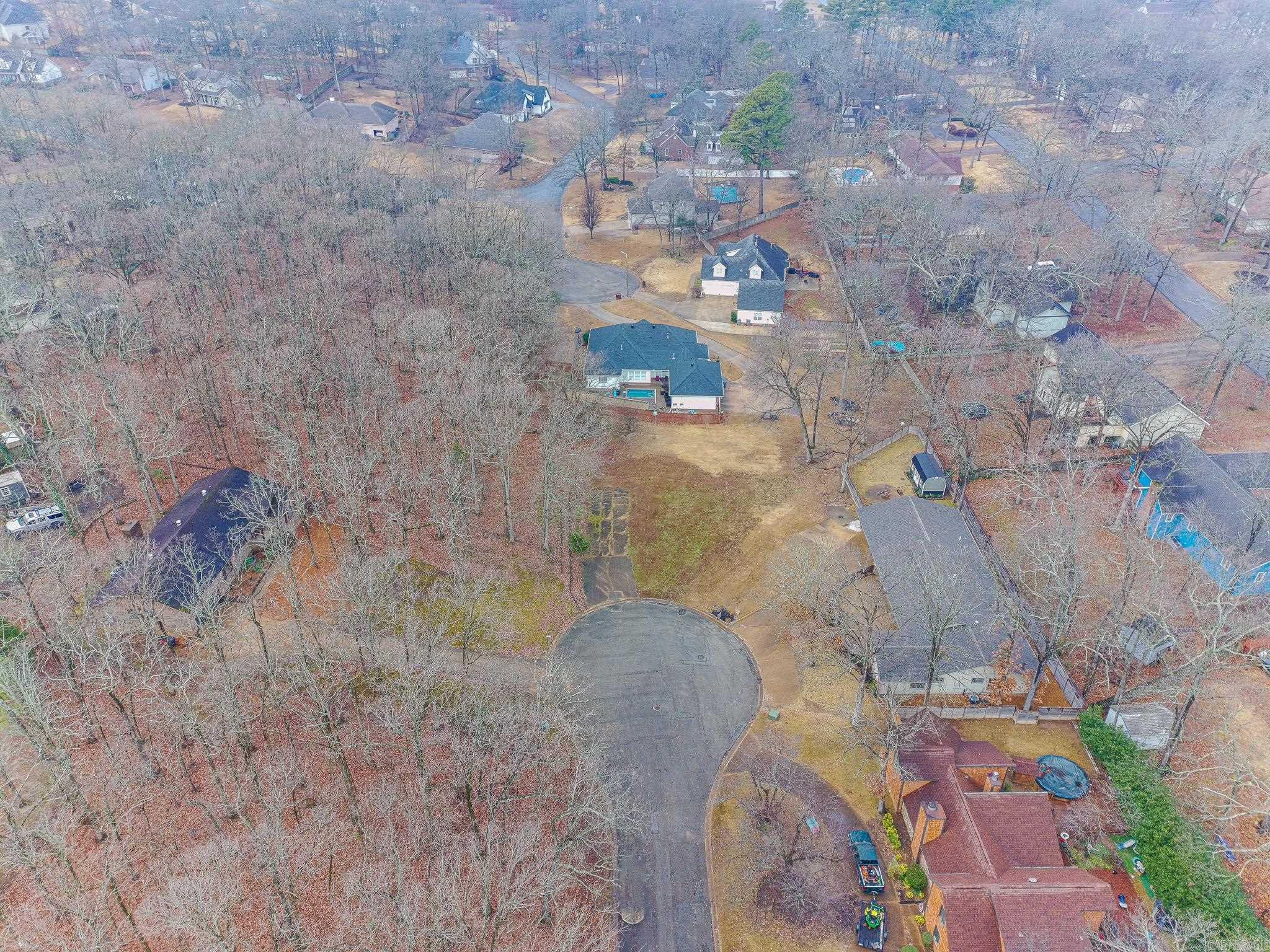 2831 Brookhollow Cove Property Photo 5