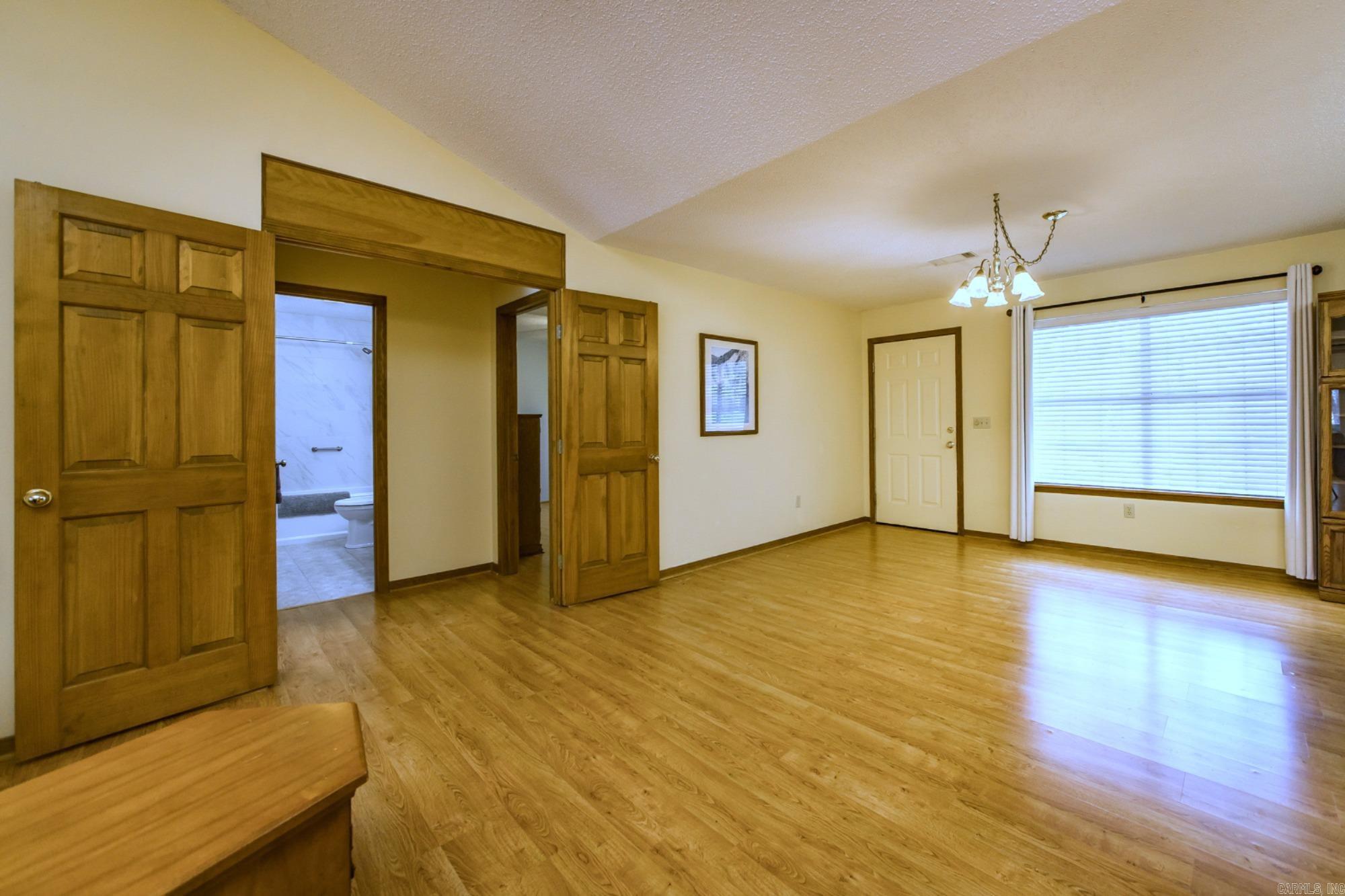 350 Skyline Drive Property Photo 13