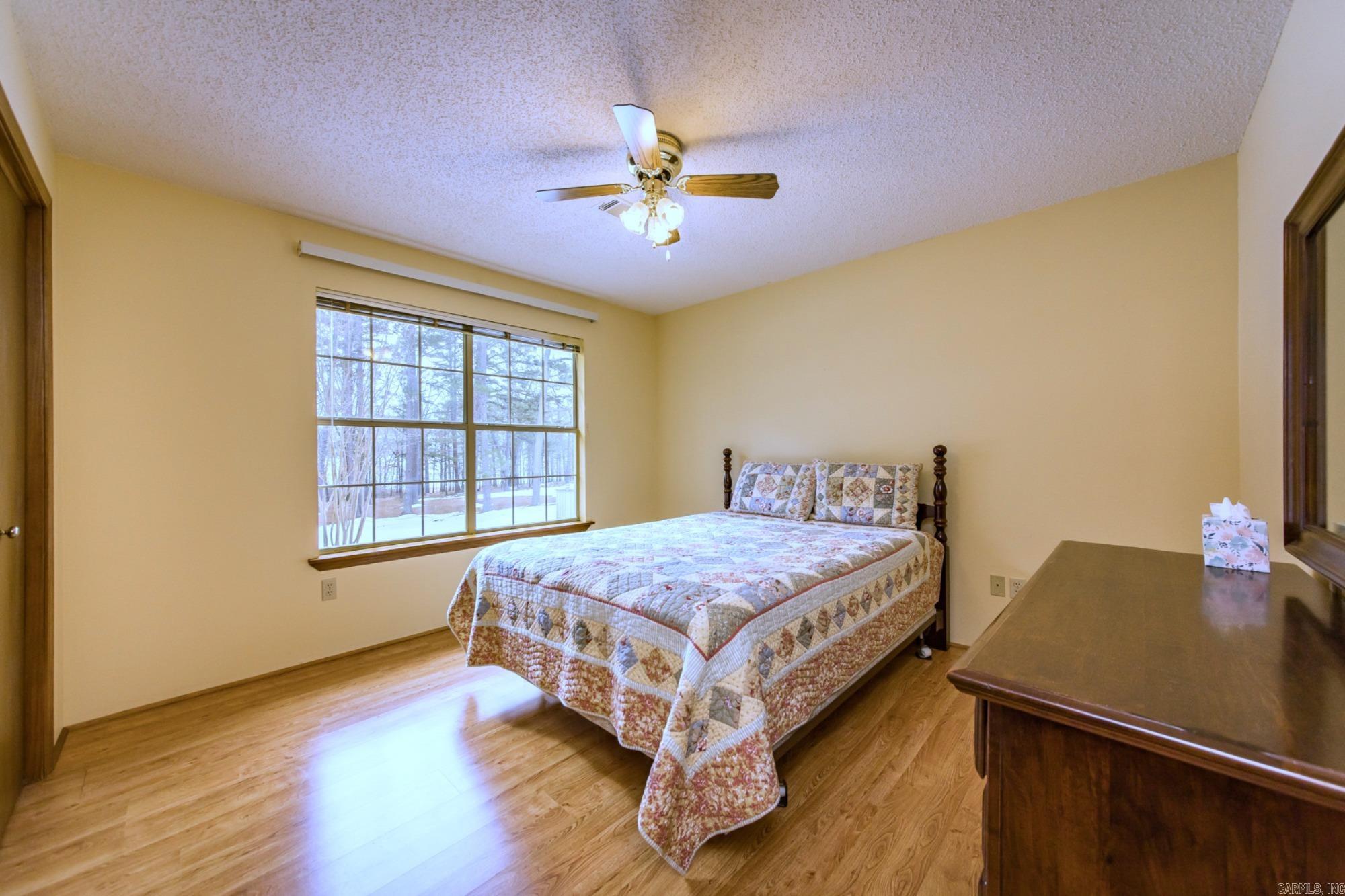 350 Skyline Drive Property Photo 14