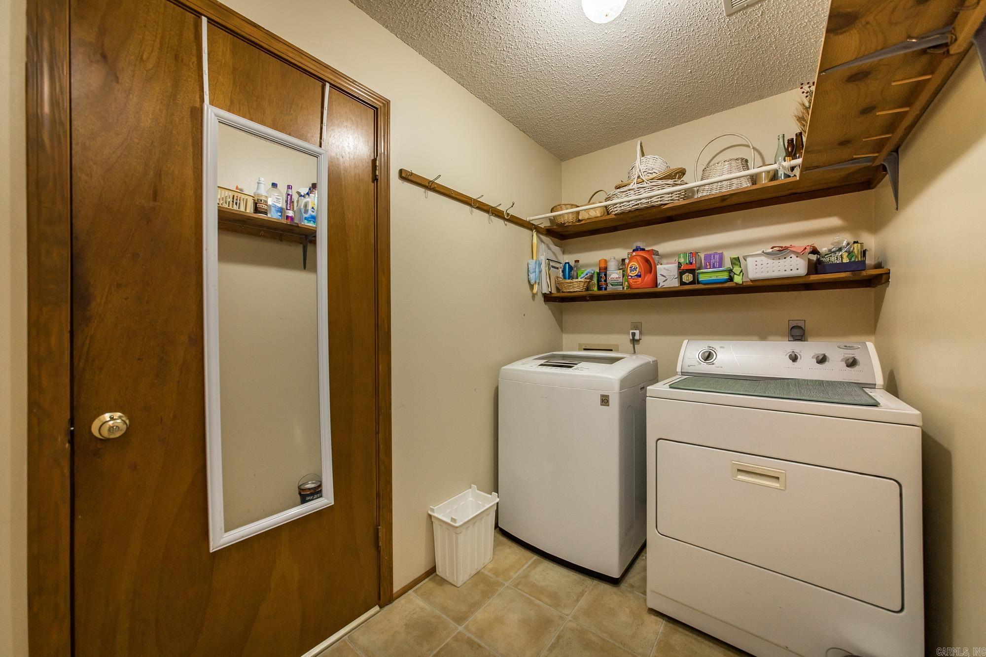 350 Skyline Drive Property Photo 15