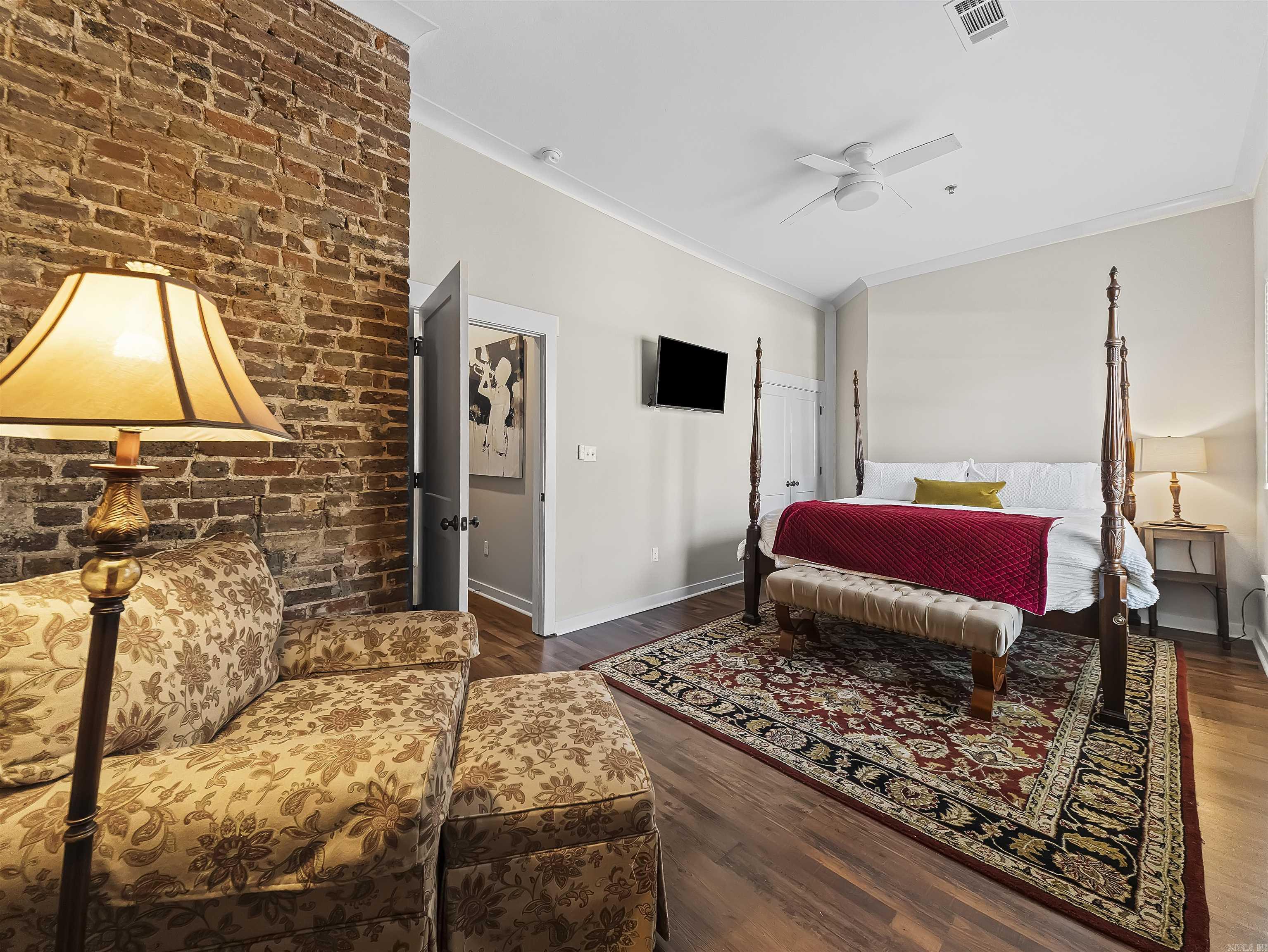 226 Prospect Avenue Property Photo 38