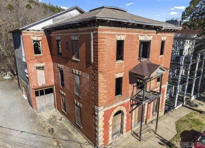 228 Prospect Avenue Property Photo 2