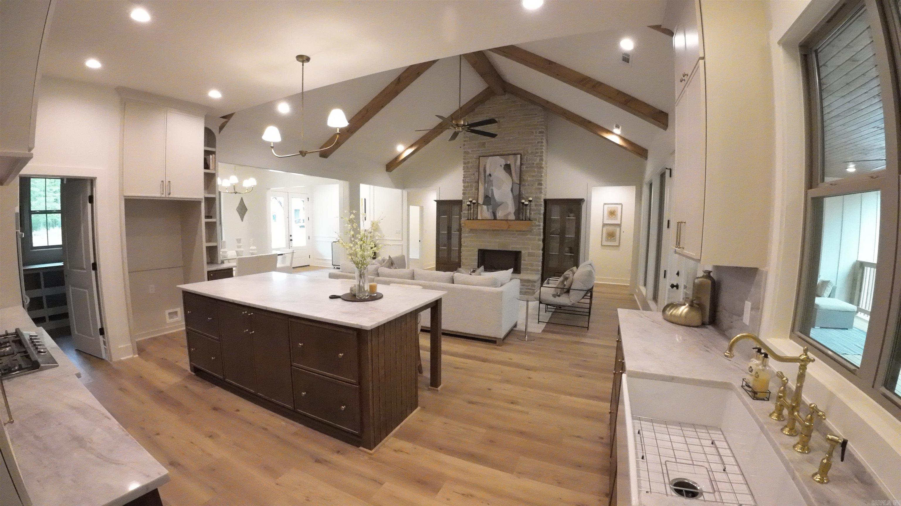 1024 Williams Creek Drive Property Photo 5