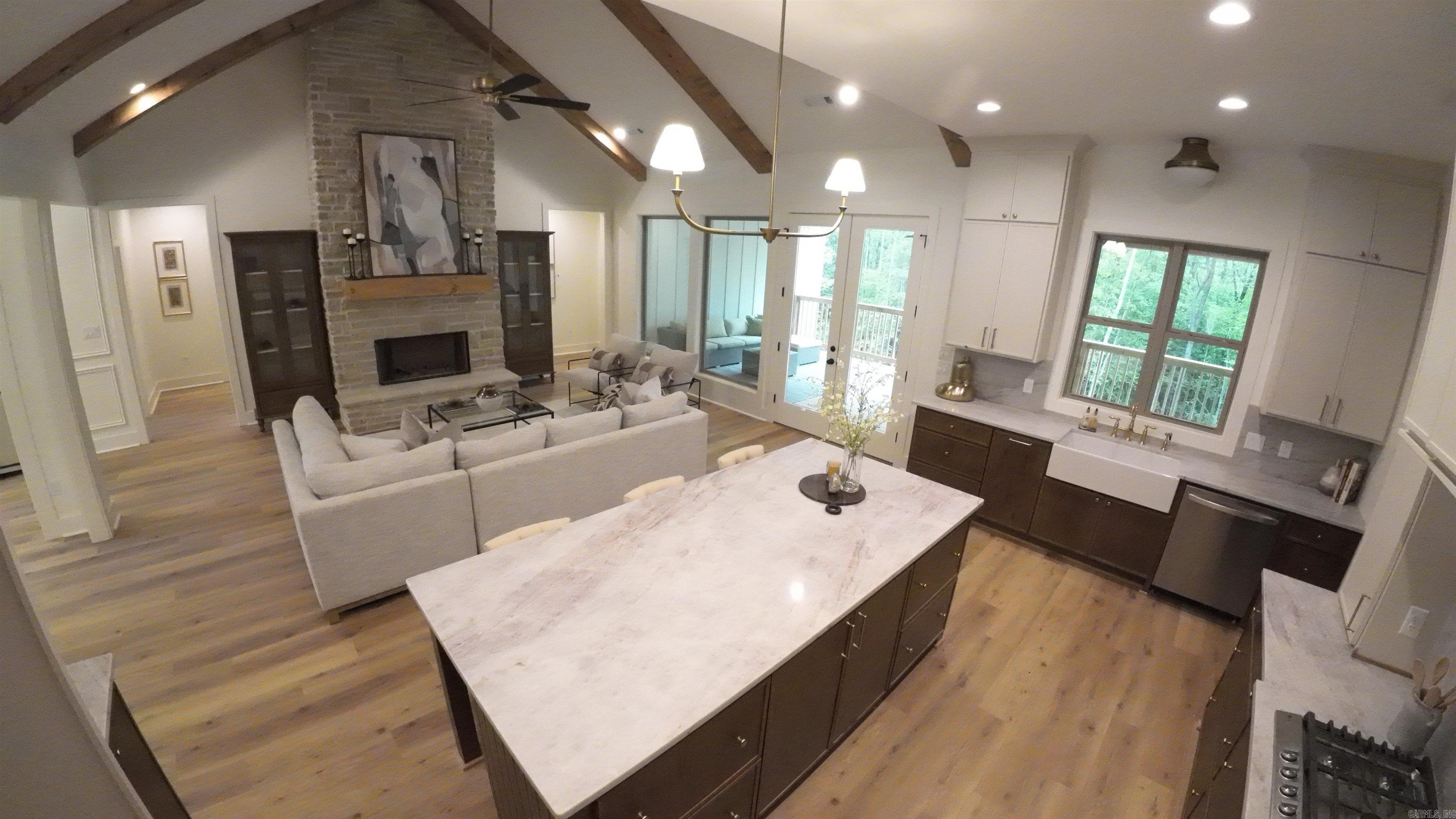1024 Williams Creek Drive Property Photo 6