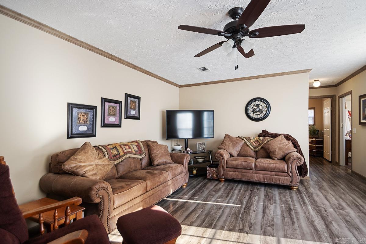 12 Chickasaw Cove Property Photo 6