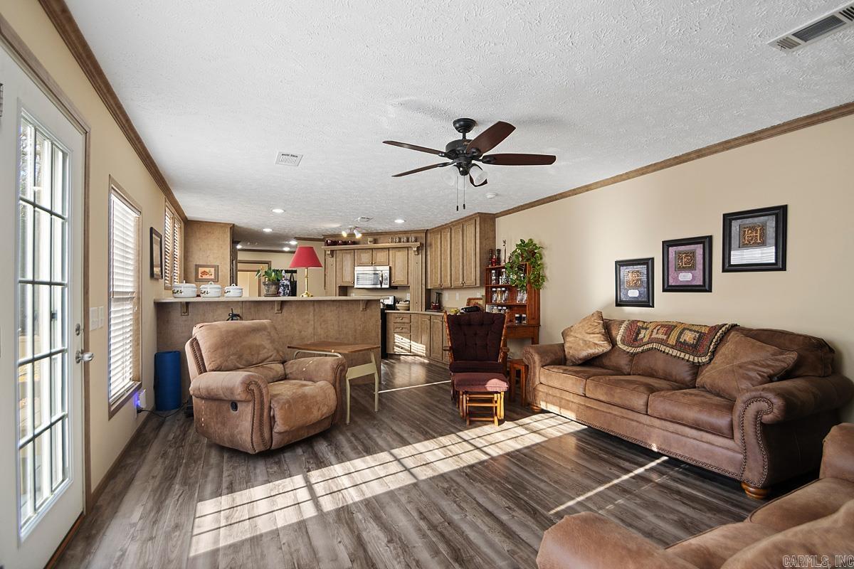 12 Chickasaw Cove Property Photo 7