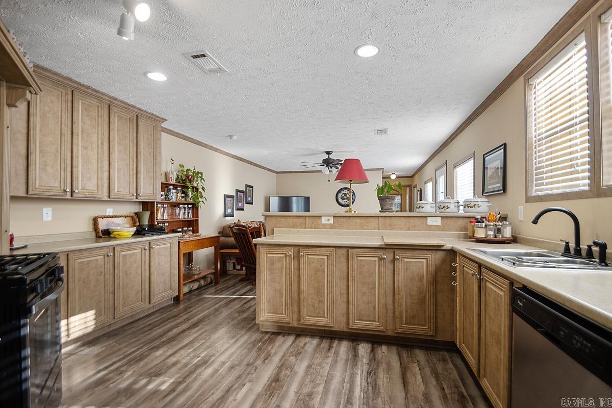 12 Chickasaw Cove Property Photo 9